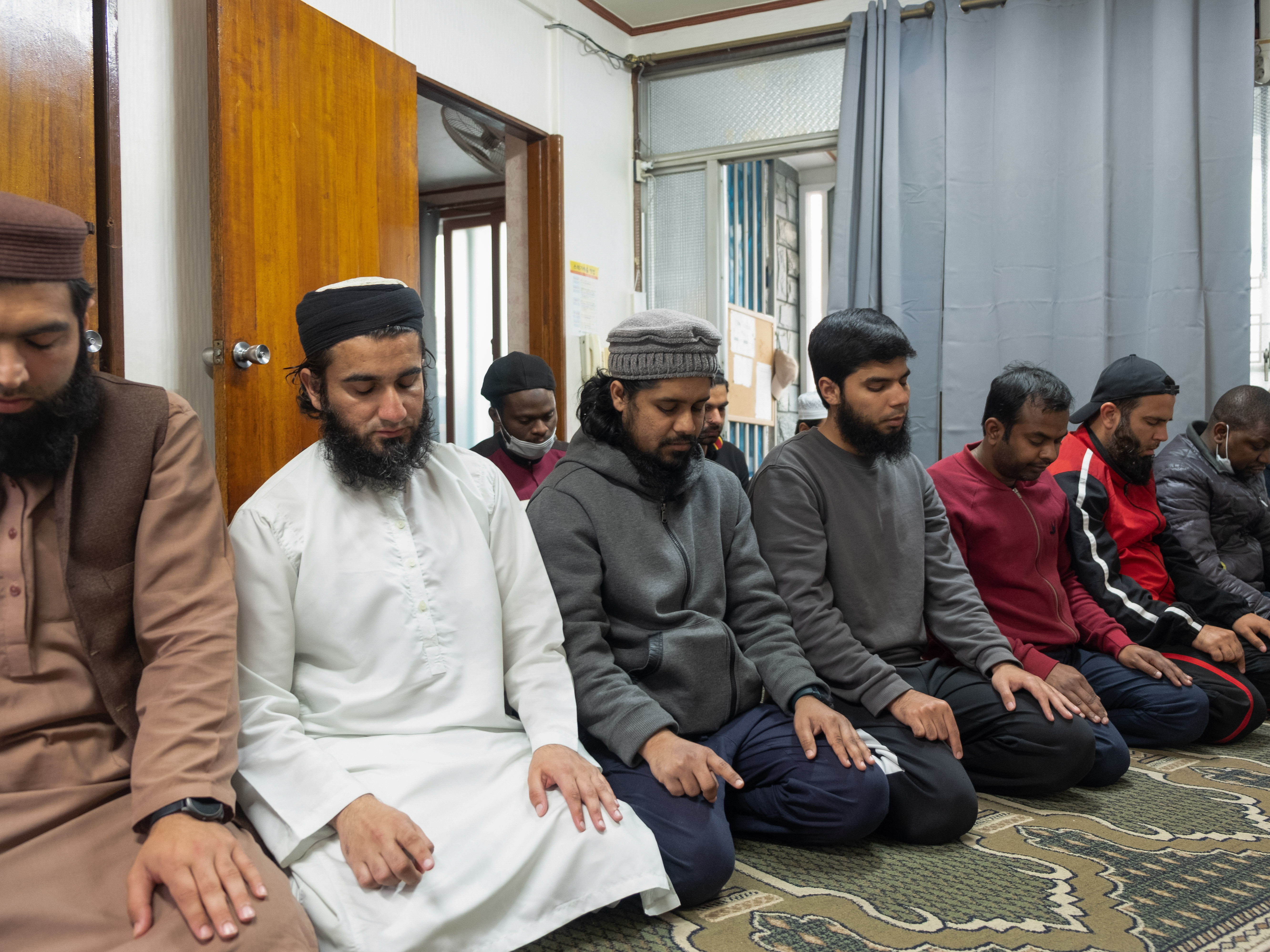 Muslims in South Korea want to build a mosque. Neighbors protest and send pig heads