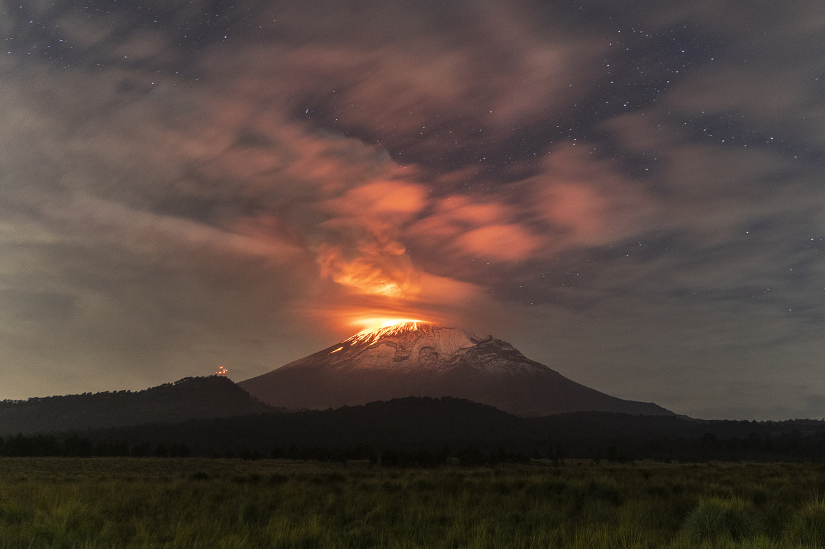 Popocatépetl volcano near Mexico City spews ash as evacuation plans are