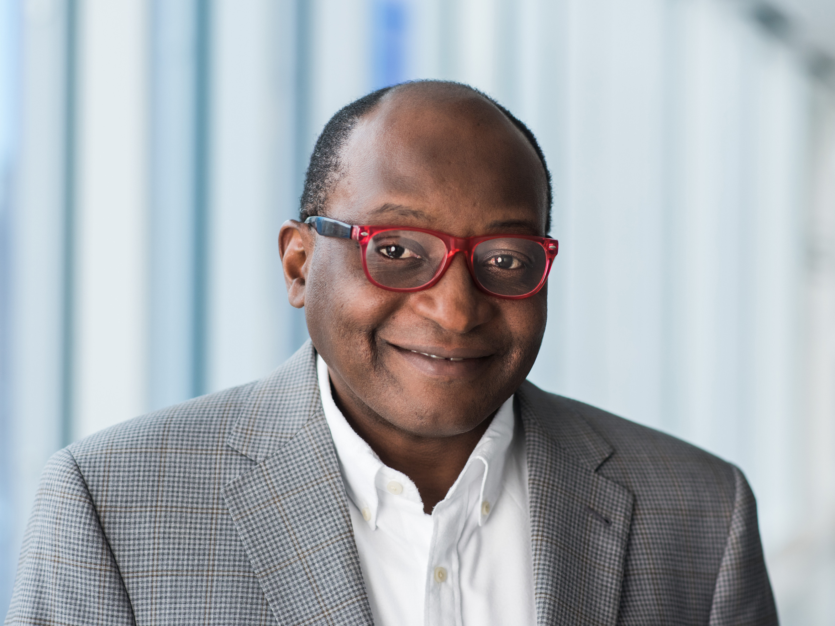 USA Today has appointed NPR Vice President for Newsgathering and Executive Editor Terence Samuel as its next editor in chief. He will inherit a newsroom with a national reputation buffeted by repeated cuts. (NPR)
