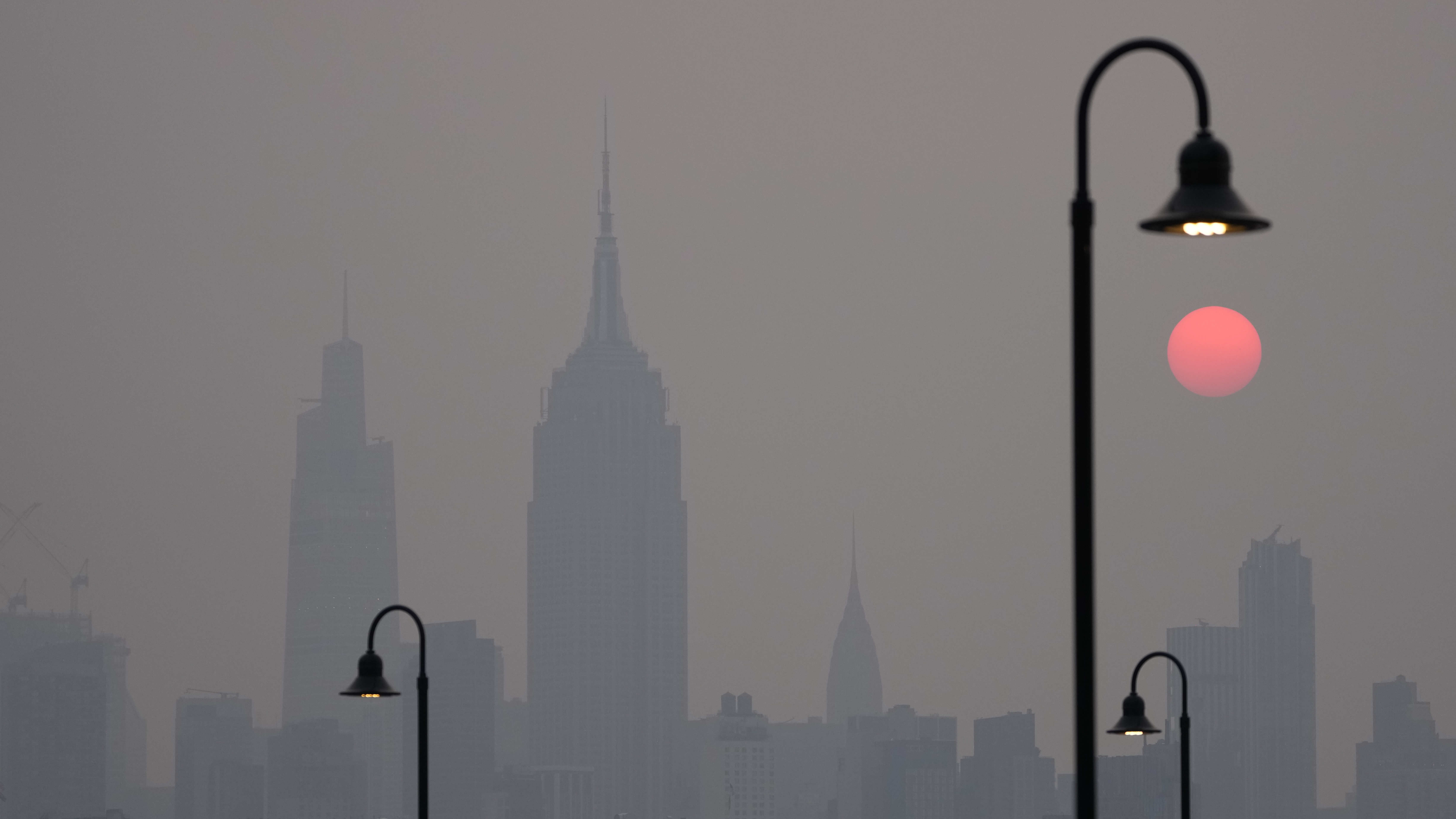 Photos: Extreme Canadian wildfire smoke shrouds parts of U.S.