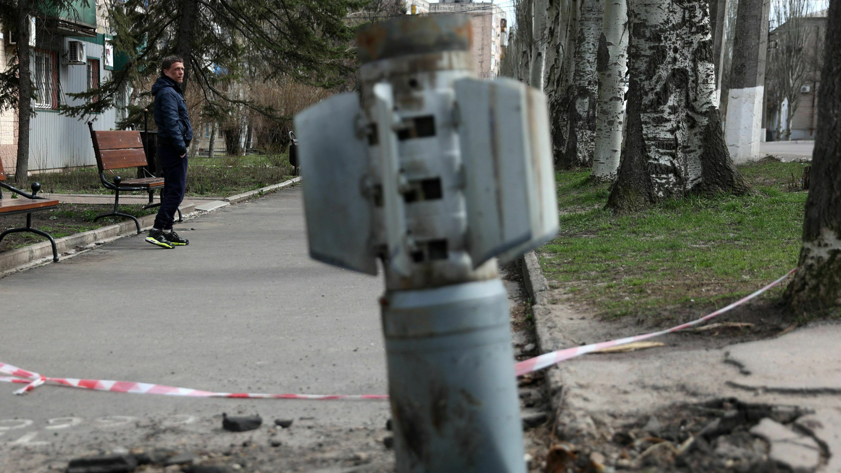 The U.S. is sending cluster bombs to Ukraine despite humanitarian warnings - Vimarsana News
