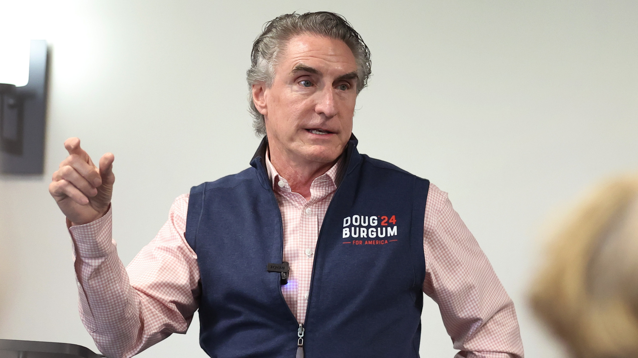 Doug Burgum is offering 20 to people donating 1 to his campaign. Is