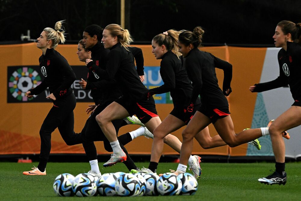 Players with Team USA attend a training session at the Bay City Park in Auckland, New Zealand, ahead of their World Cup match against the Netherlands. (AFP via Getty Images)