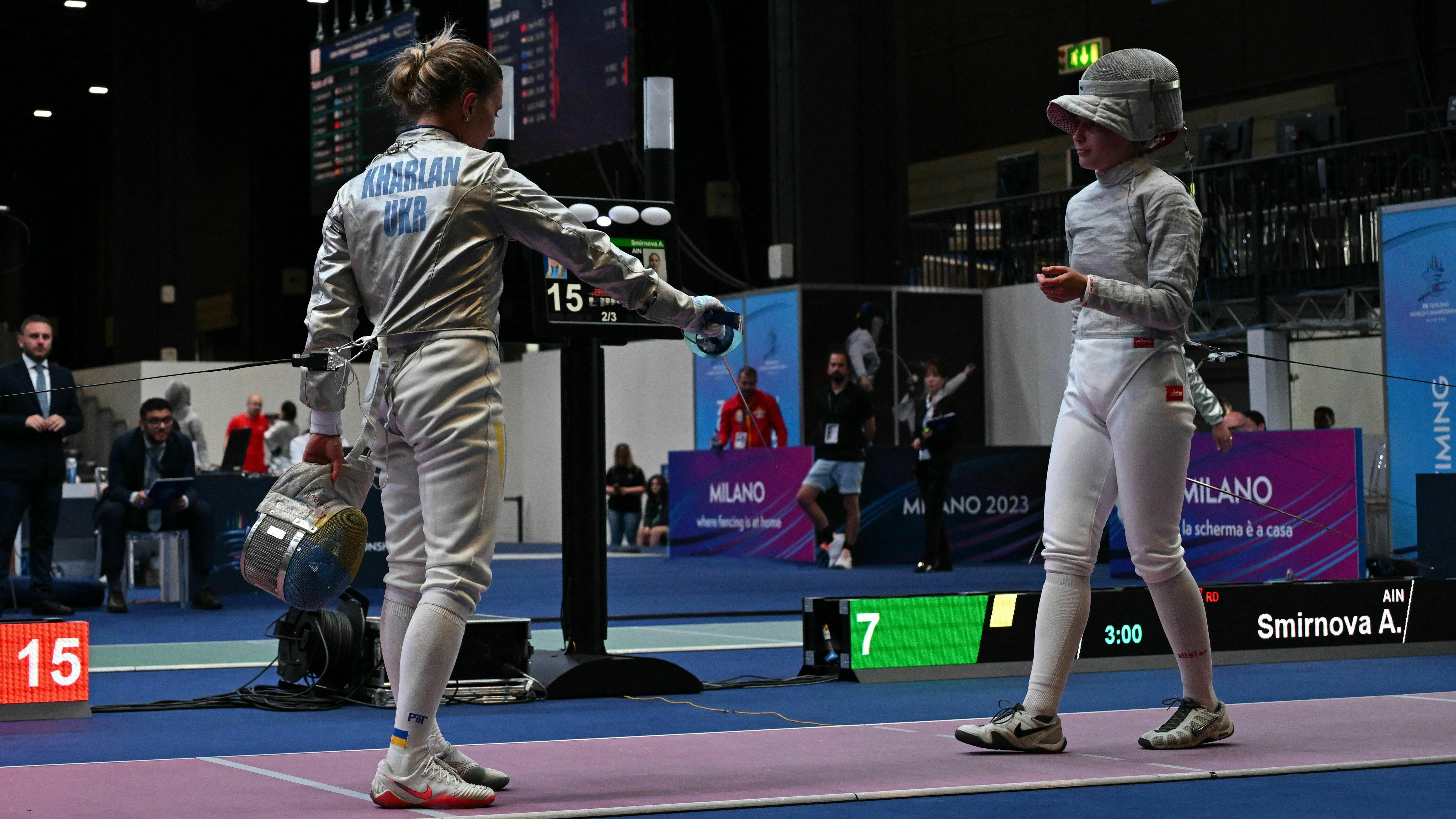 A Ukrainian fencer scorned a Russian's handshake, challenging the sport's traditions