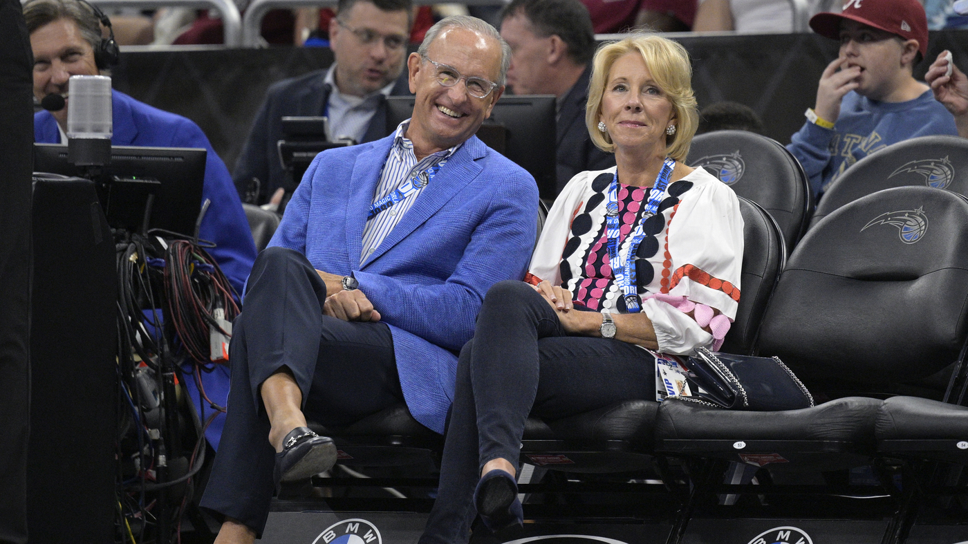 NBA players' union criticizes Orlando Magic donation to a Ron DeSantis super PAC : NPR - Vimarsana News