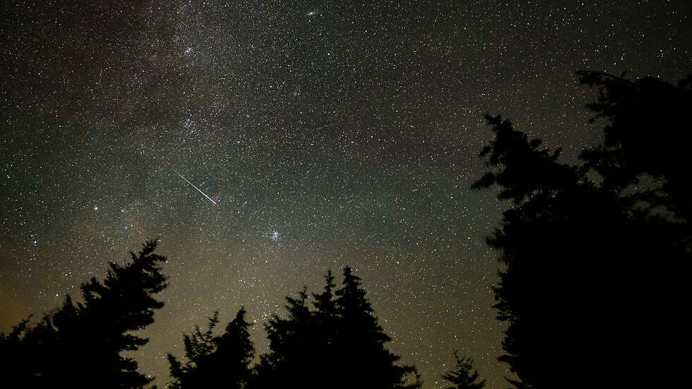 Stargazers, This Weekend: The Perseid Meteor Shower Peaks! - ftyrtk1