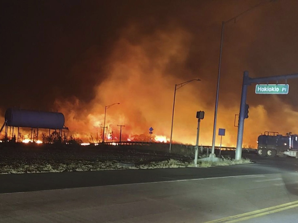 Biden declares a major disaster after hurricane-fueled wildfires kill dozens in Maui - Vimarsana News