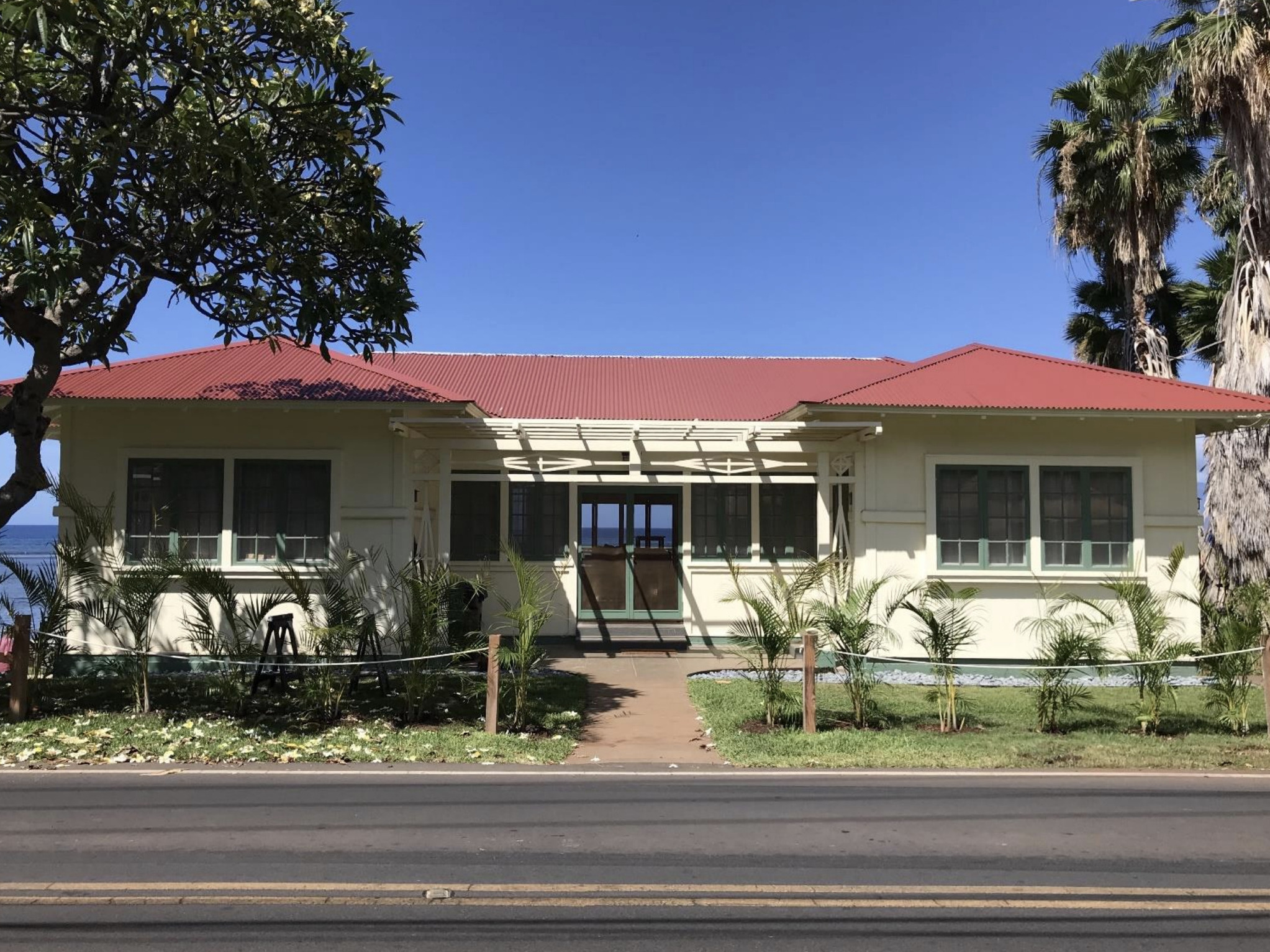 Front And Center The Prime Location Of 271 Front St In Lahaina - 60rtjpy