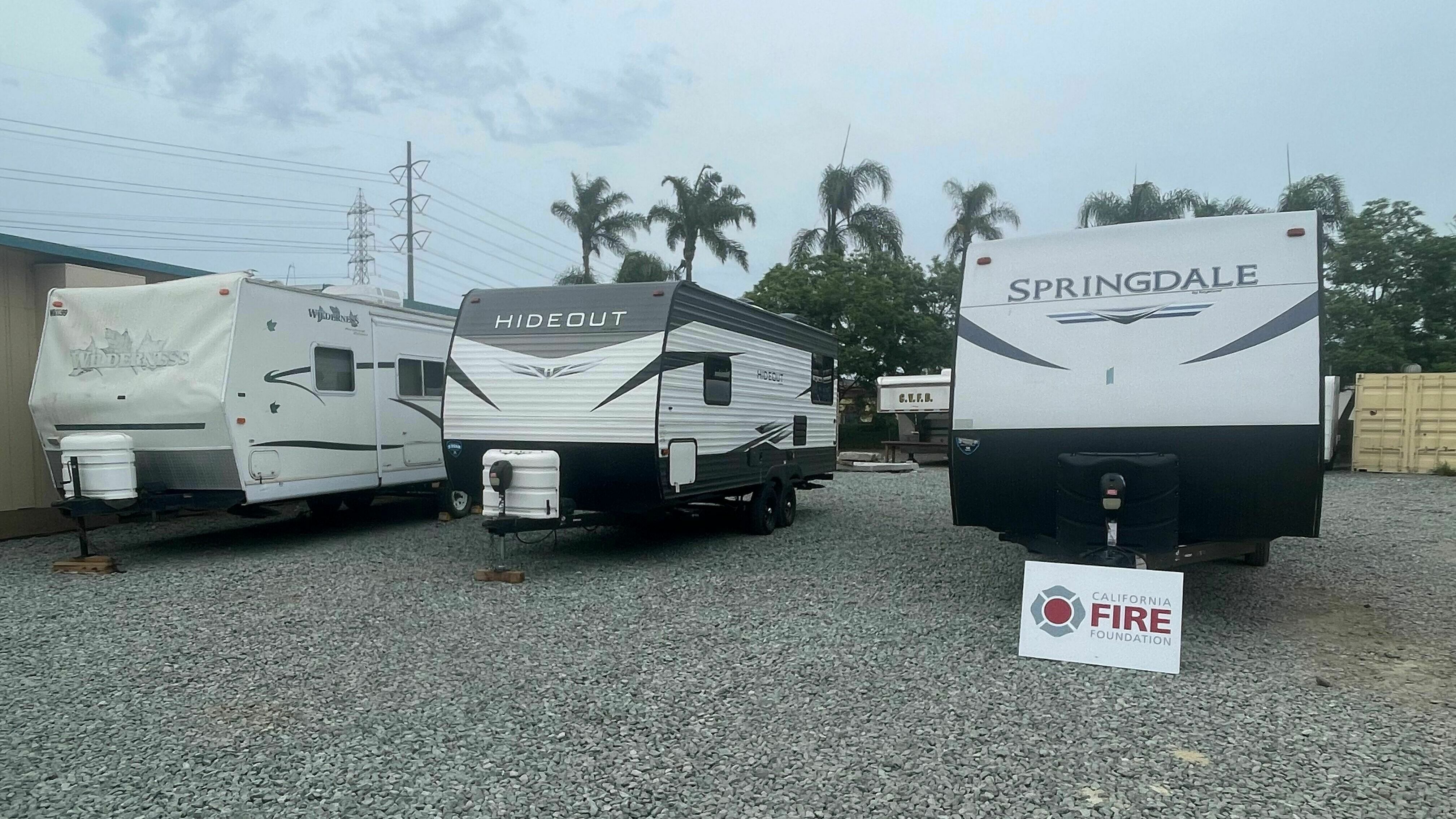 LA firefighters donate RVs to firefighters who lost homes in Maui