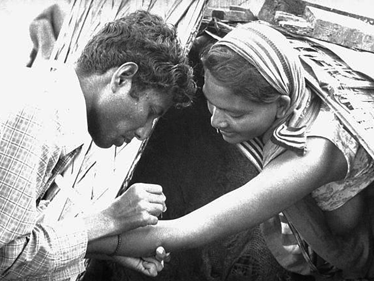 Speedboat epidemiology: What smallpox teaches us about healthcare today ...