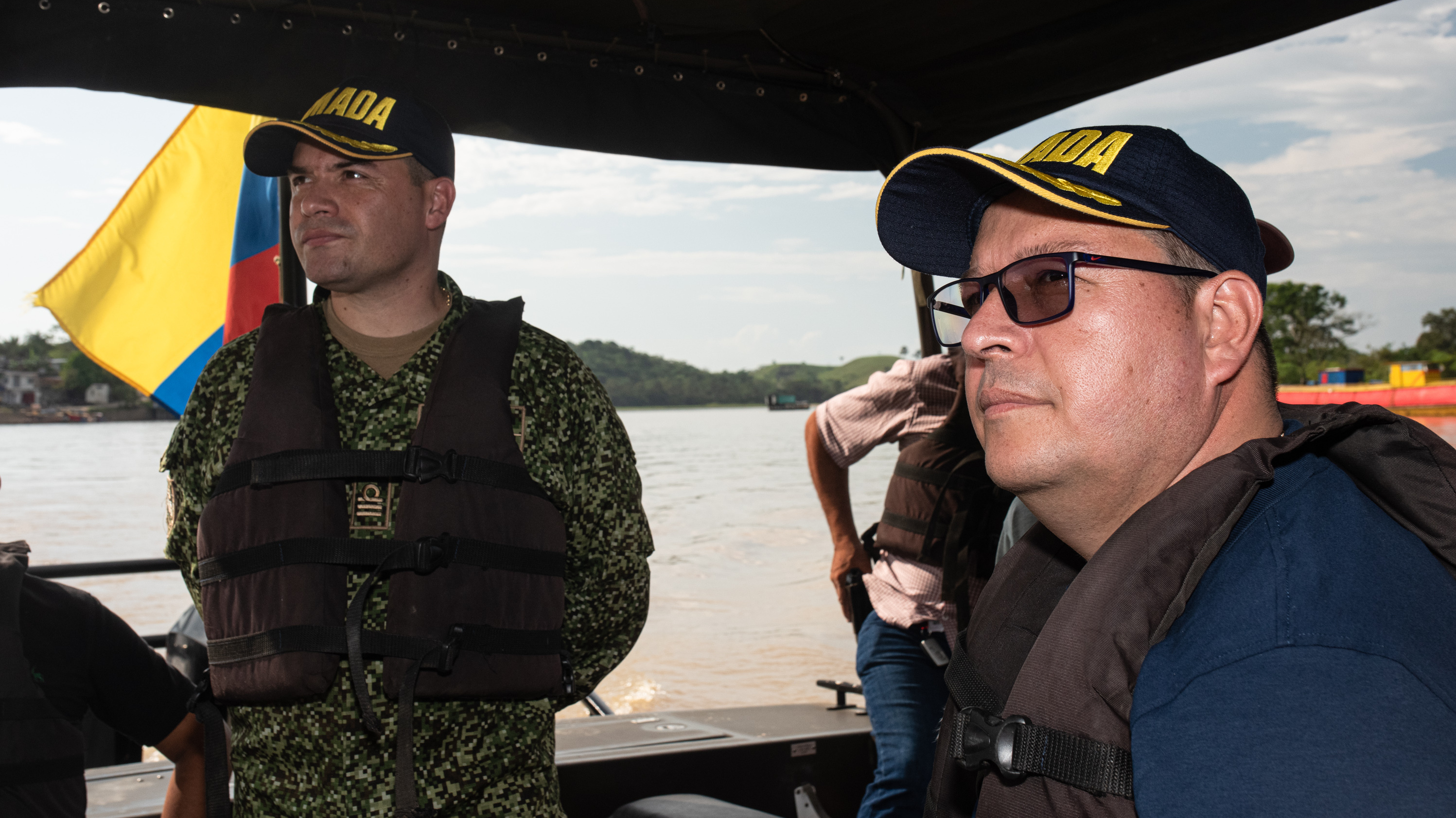 Facing death threats, a Colombian mayor makes a daring visit to the town he runs Facing death threats, a Colombian mayor makes a daring visit to the town he runs