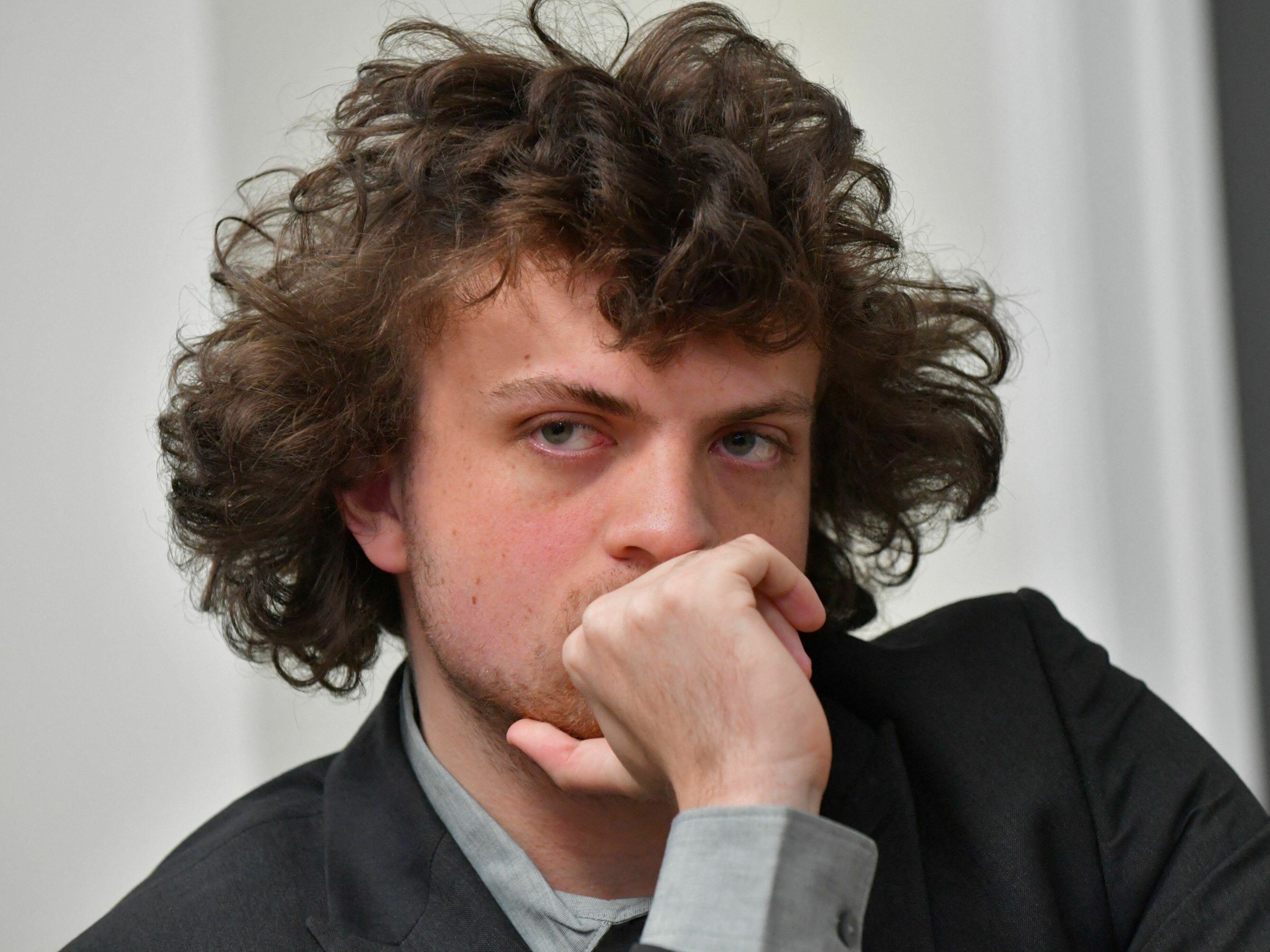 Hans Niemann Cheated in Many Online Matches, Chess.com