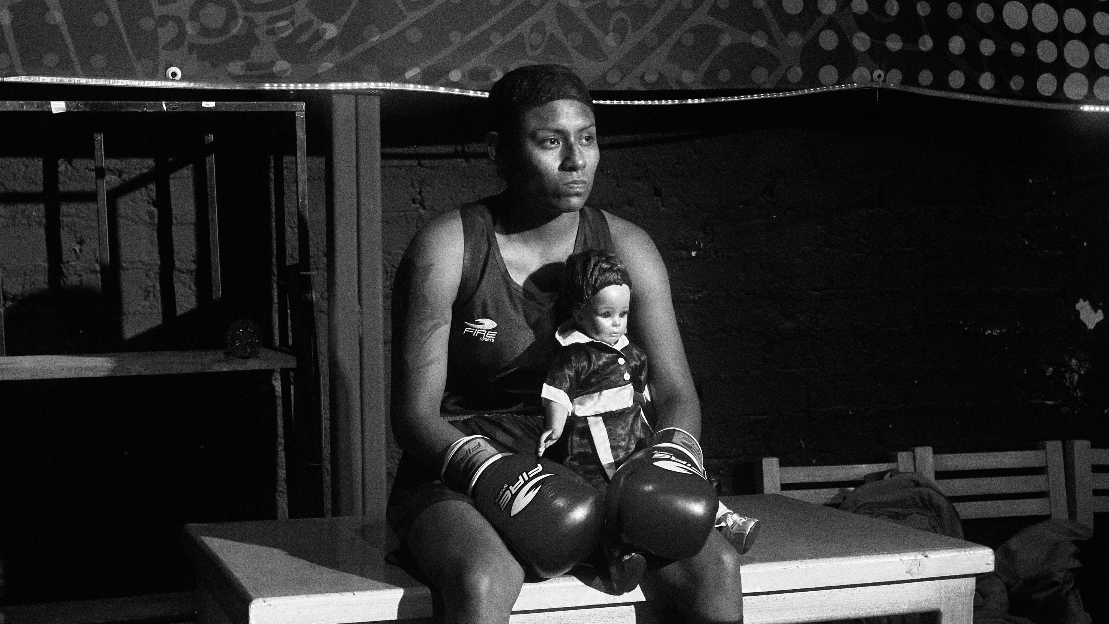 Photographer captures boxing culture in M&eacute;xico to connect with his roots