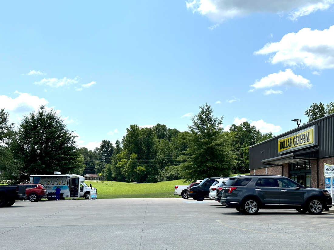 Dollar General opens east-central store 