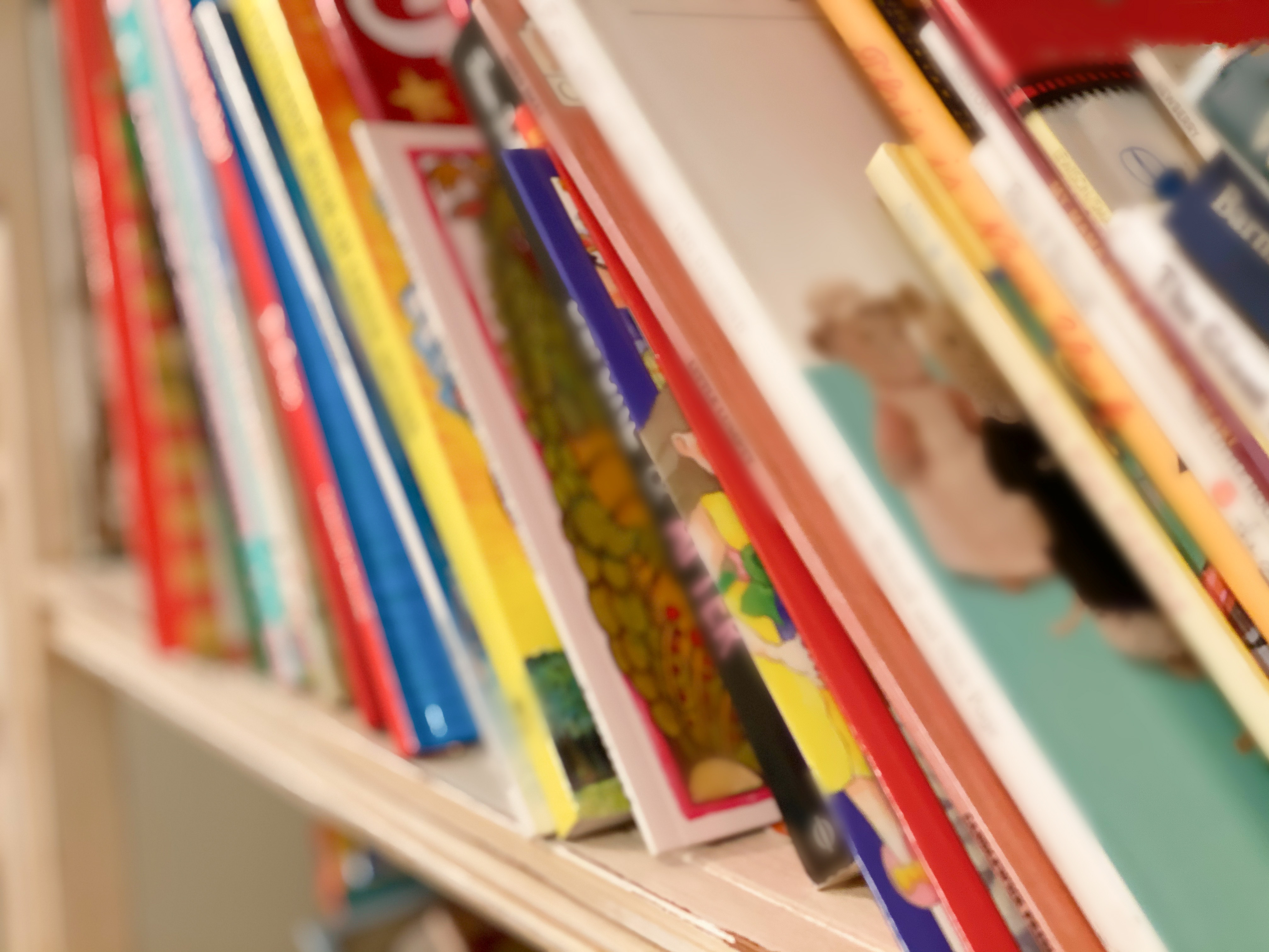 Remember Scholastic book fairs? They're still going strong! 