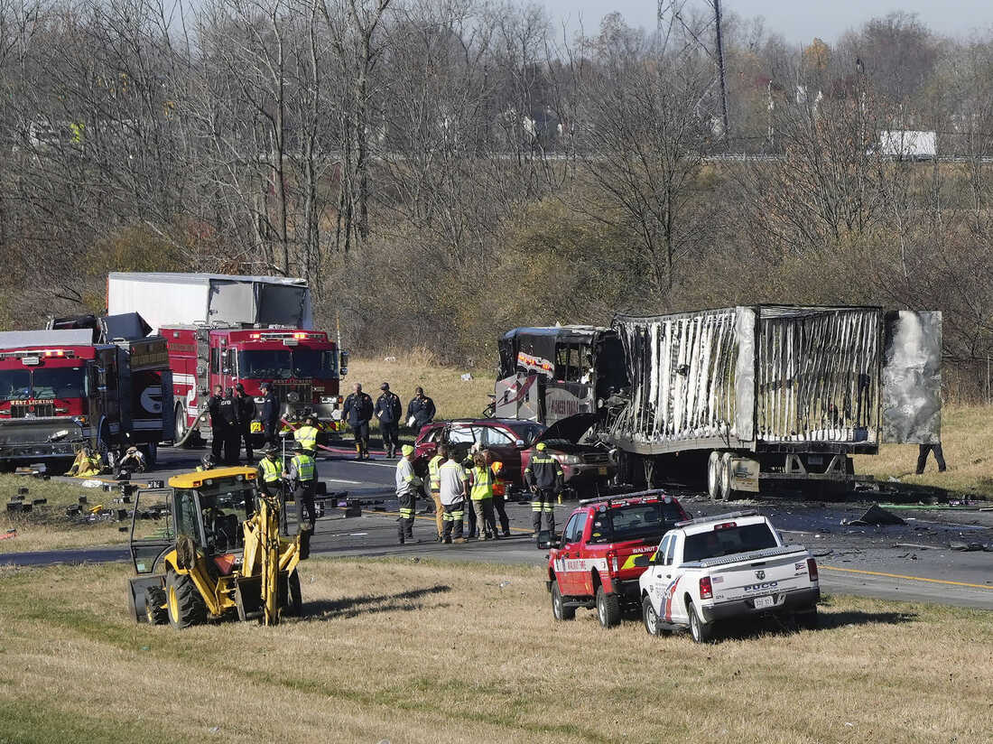 Ohio interstate crash leaves 6 dead NPR