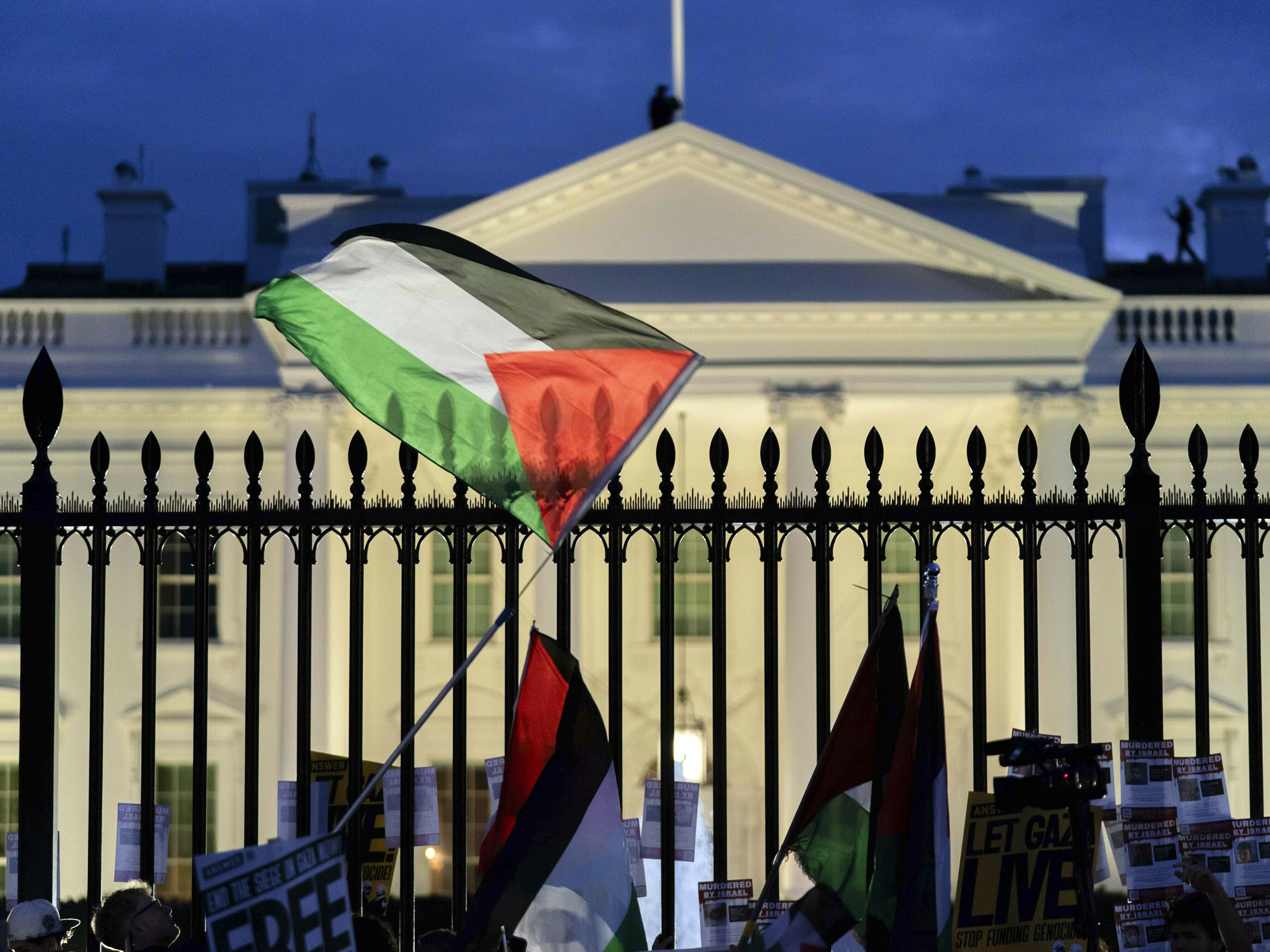 In a tale of two protests, a stark divide among young voters on the Israel-Hamas war - Vimarsana News