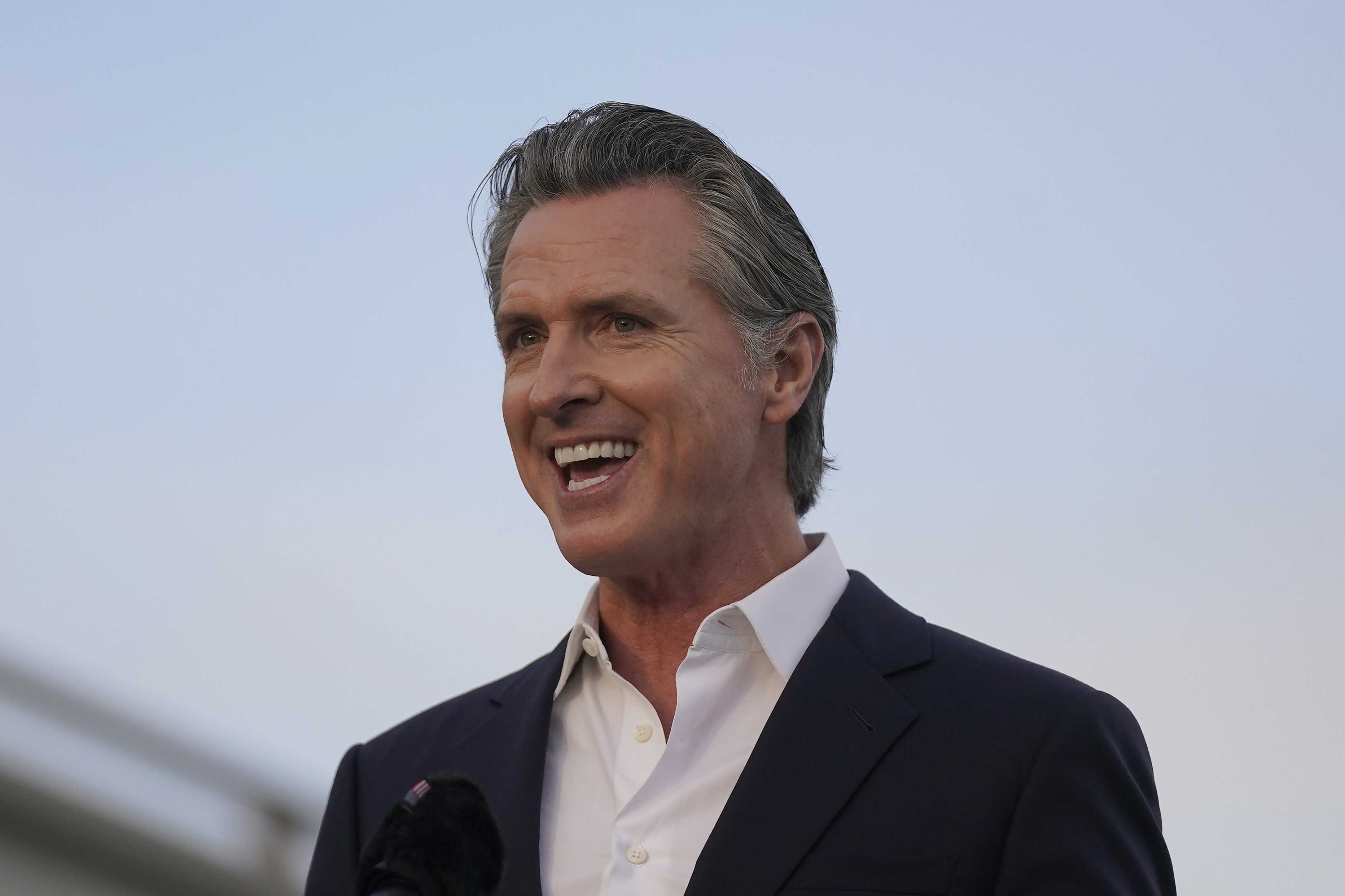 Debating Ron DeSantis could benefit Gavin Newsom's political ambitions - Vimarsana News