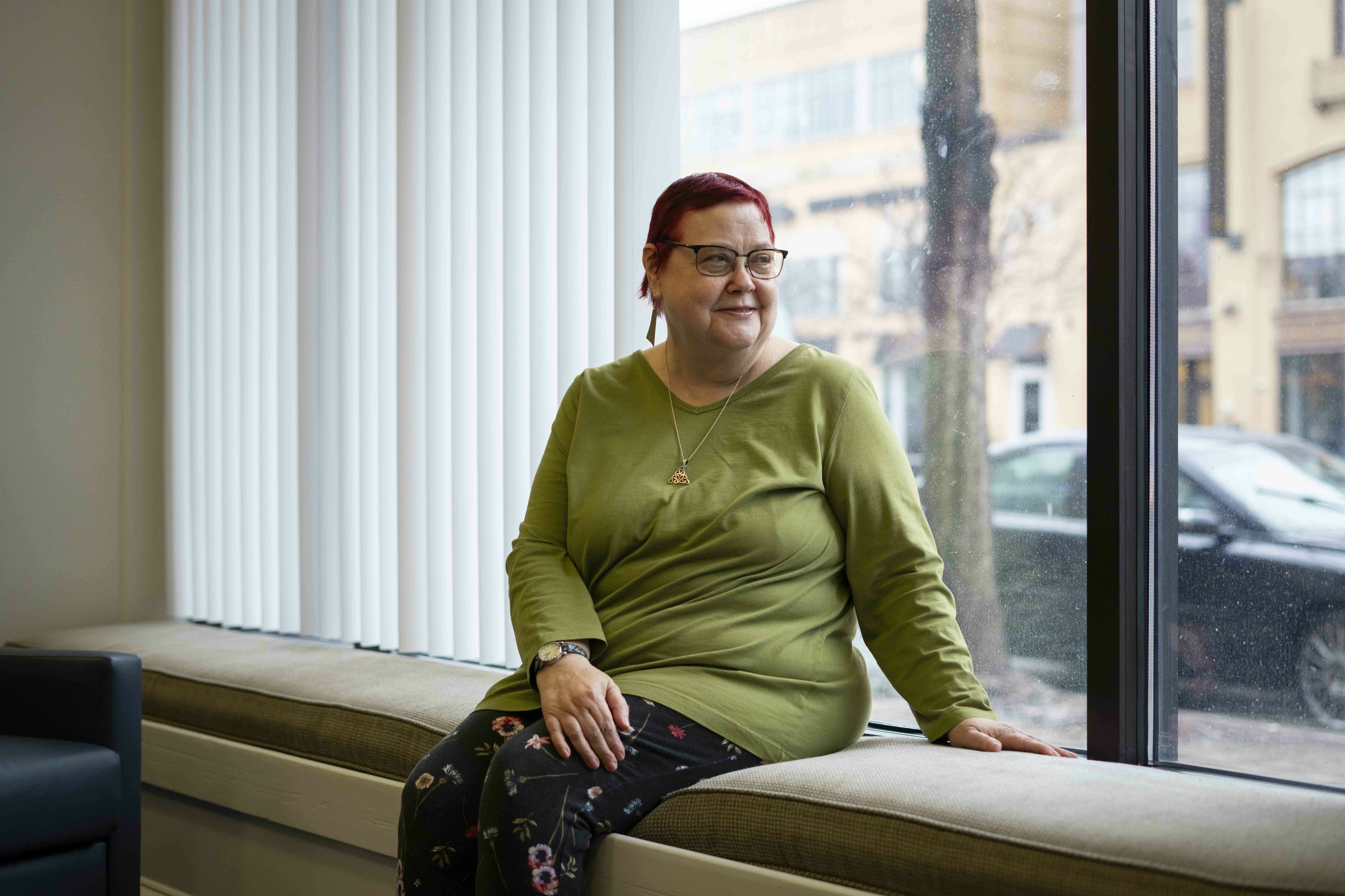 Leslie McIntire, 69, is part of the baby boomer generation that is entering older age amid a historic affordable housing shortage and rising wealth inequality in the U.S. (NPR)