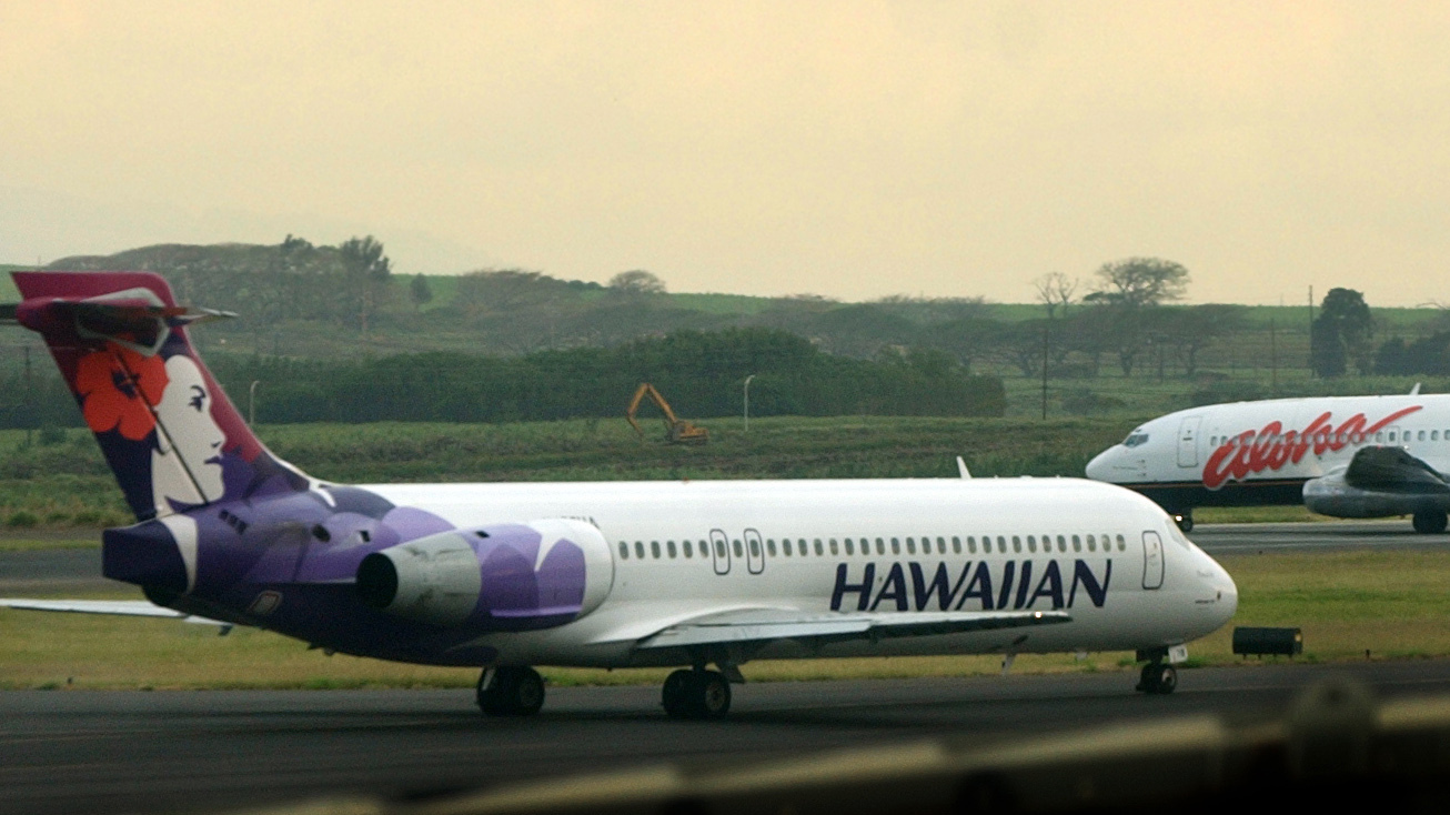 Alaska Airlines to buy Hawaiian Airlines in deal that may attract regulator scrutiny 
