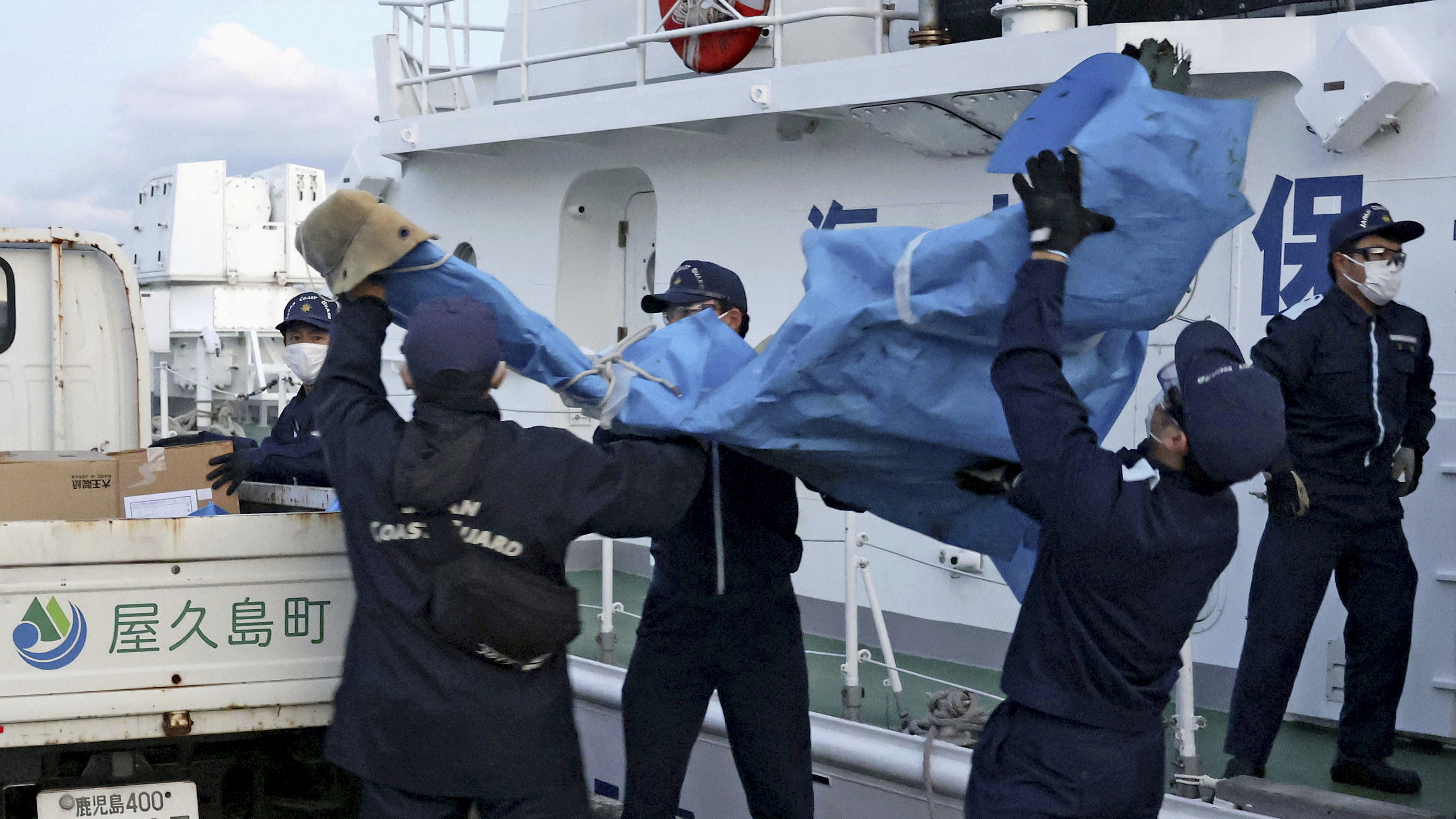 Divers find wreckage and remains from Osprey aircraft that crashed off Japan Divers find wreckage and remains from Osprey aircraft that crashed off Japan