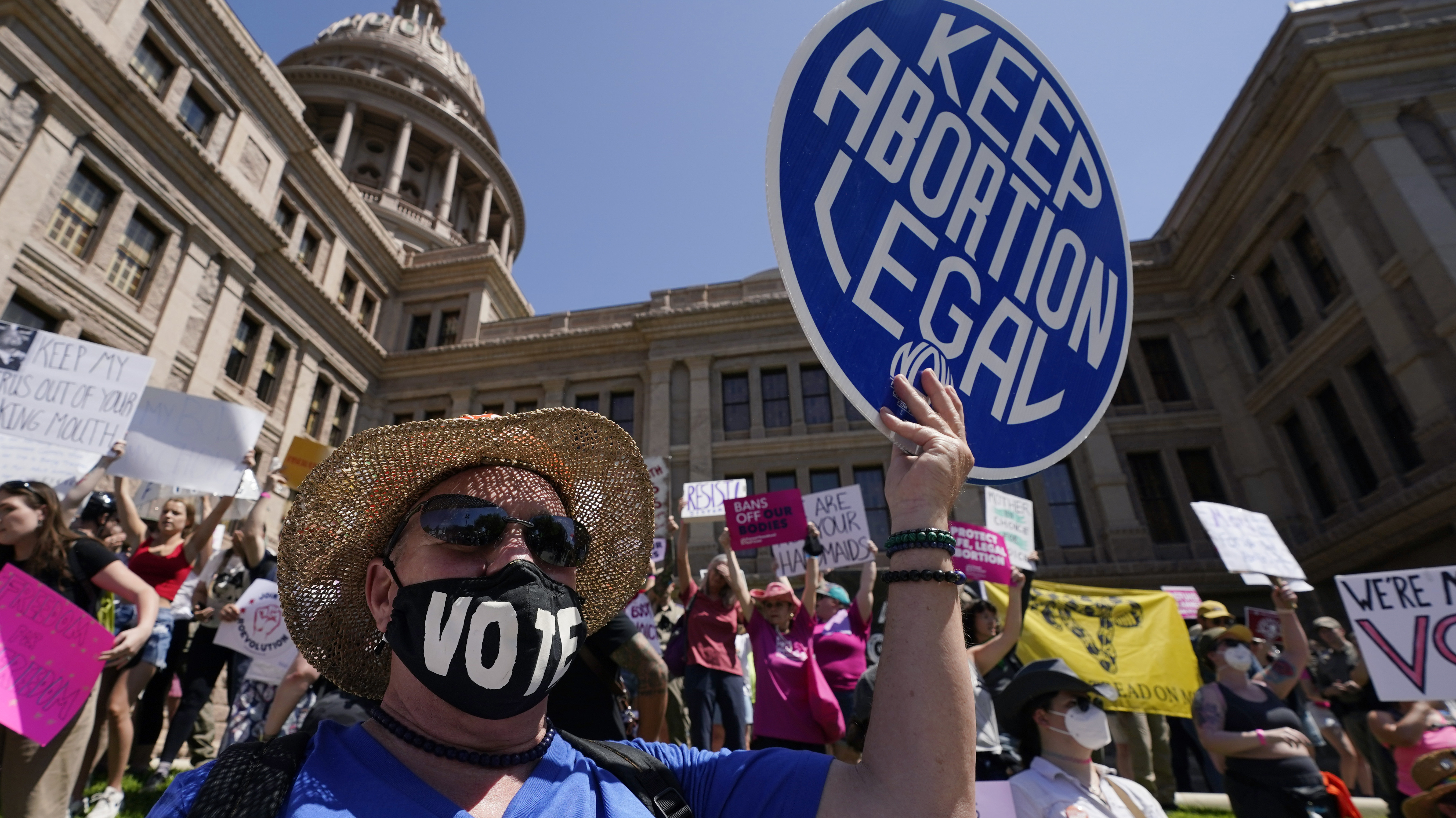 Texas Supreme Court pauses ruling that allowed pregnant woman to have an abortion