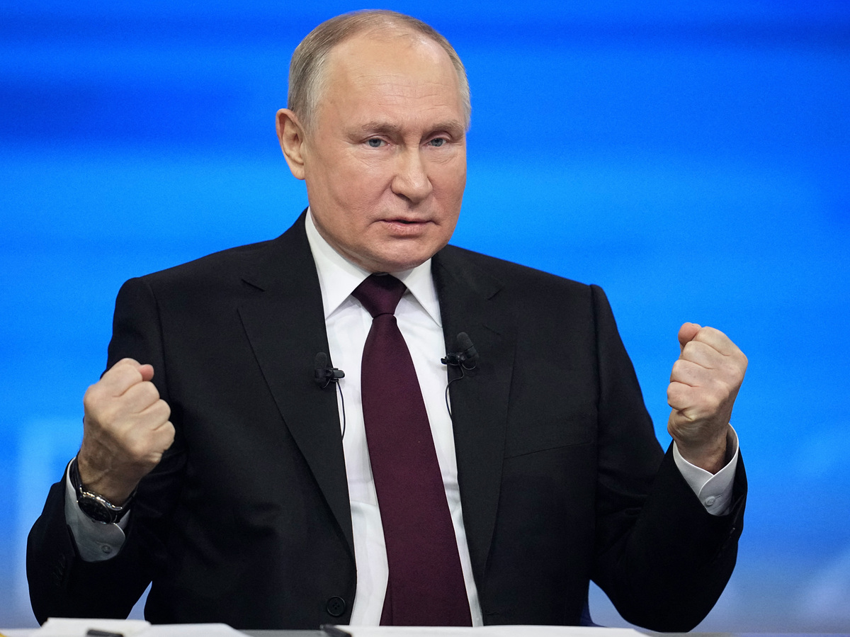 Vladimir Putin's Horrible, Terrible, but in the End Pretty Good Year ...
