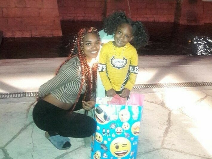 A 27-year-old woman who called 911 for help was fatally shot by an LA deputy - Vimarsana News