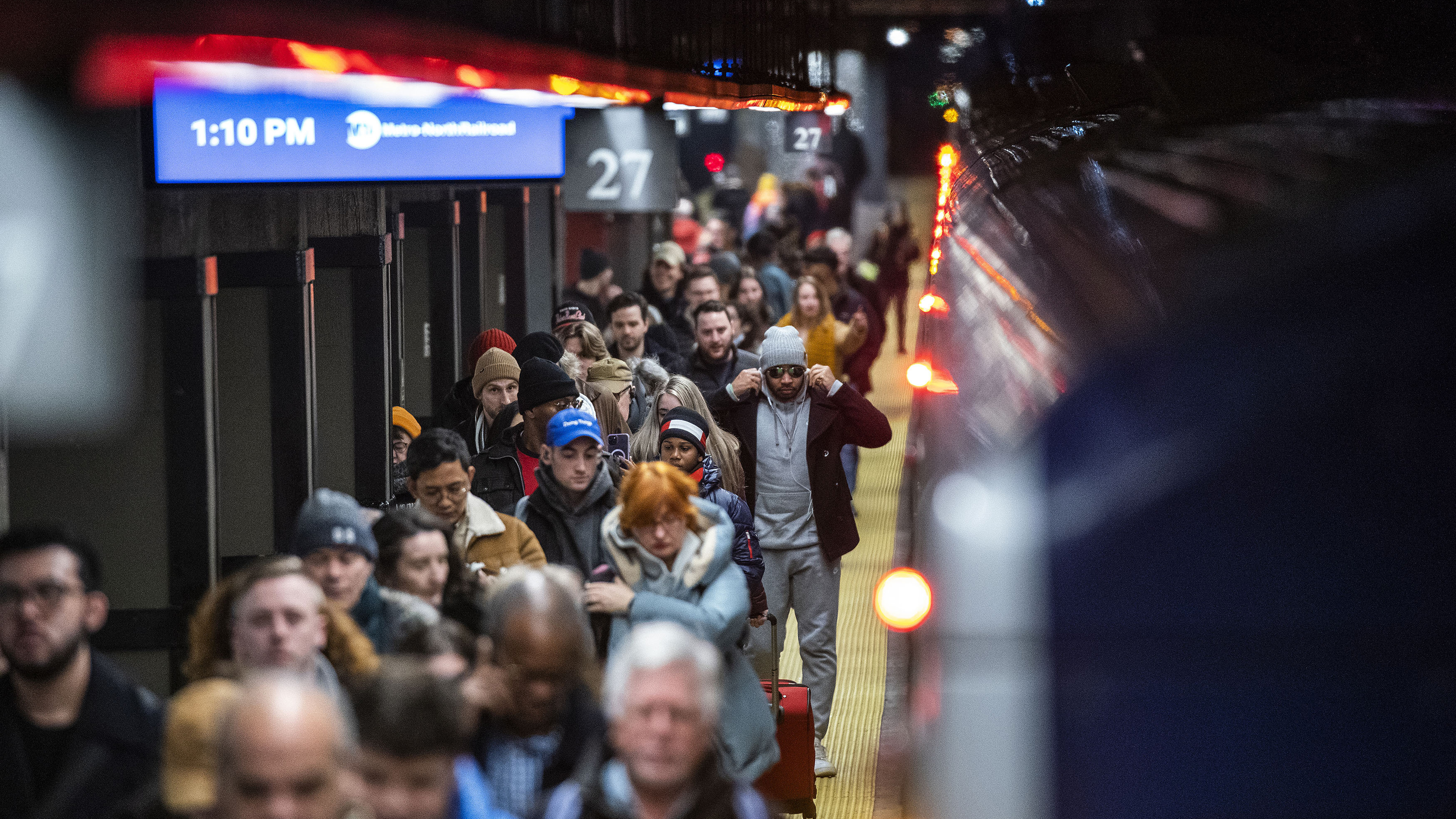 Busiest holiday travel season in years is off to a smooth start