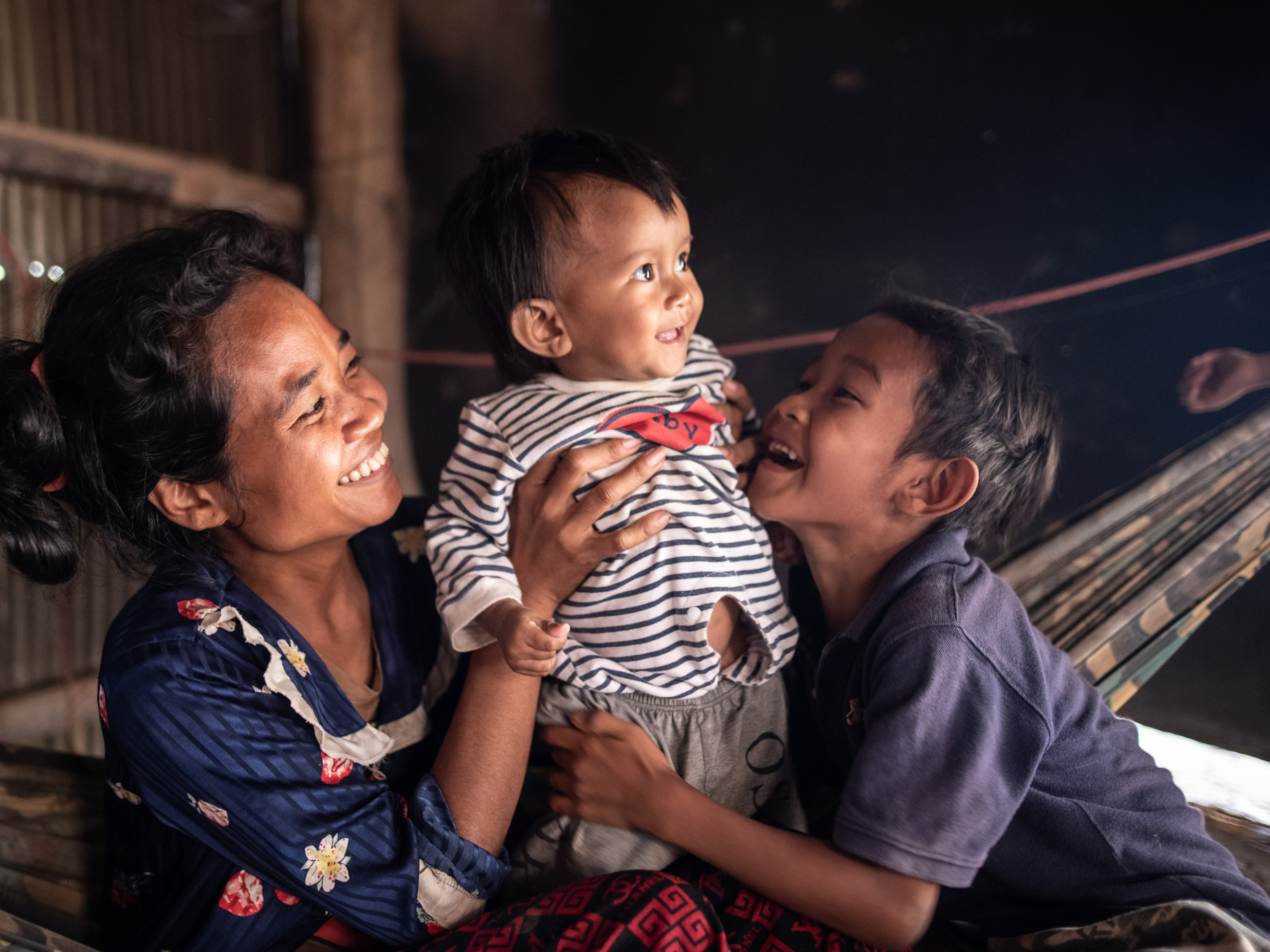 Unforgettable global photos of 2023: Drone pix, a disappearing island, happiness - Vimarsana News