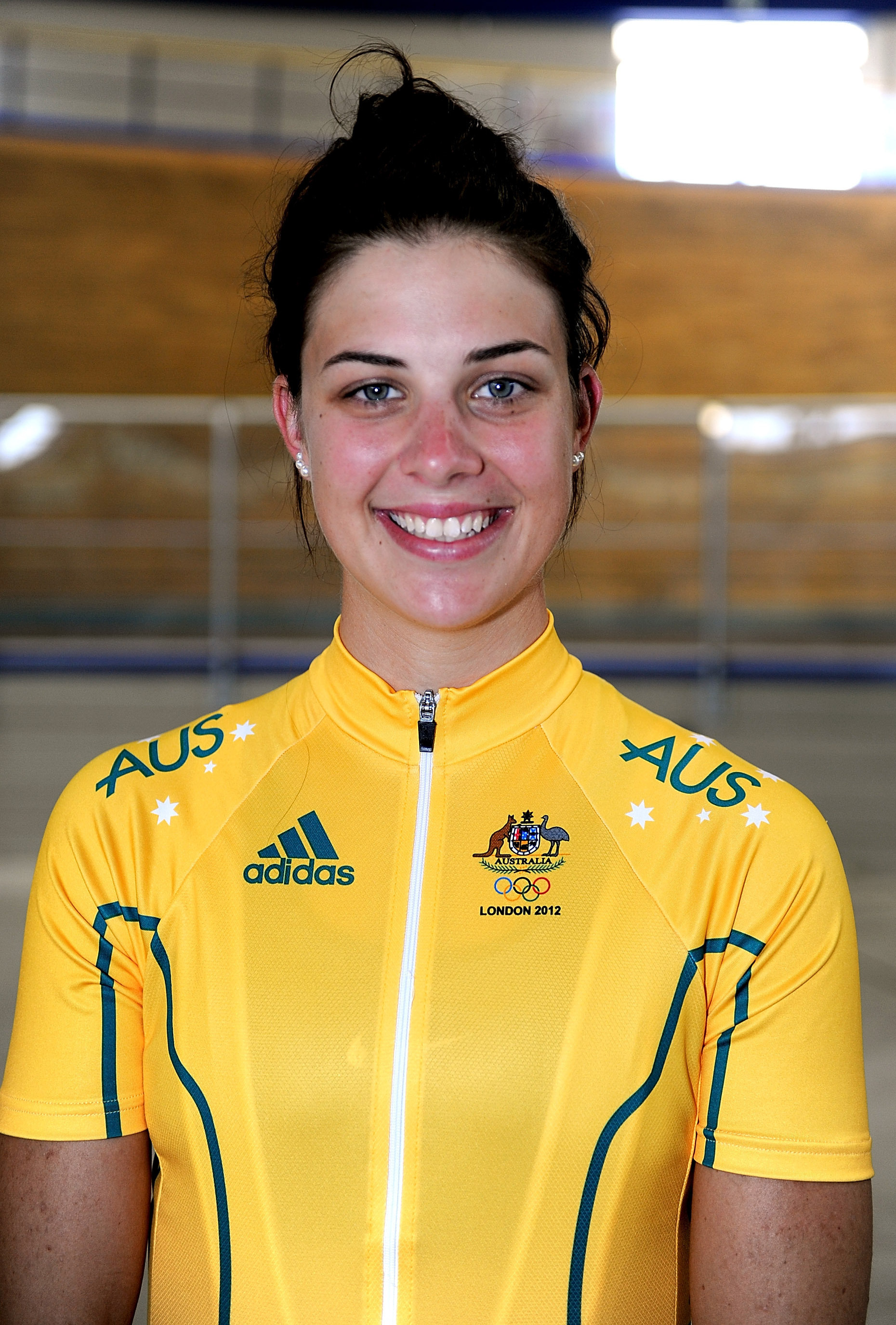 An Australian cyclist has died after being hit by a car. Police arrested her husband - Vimarsana News