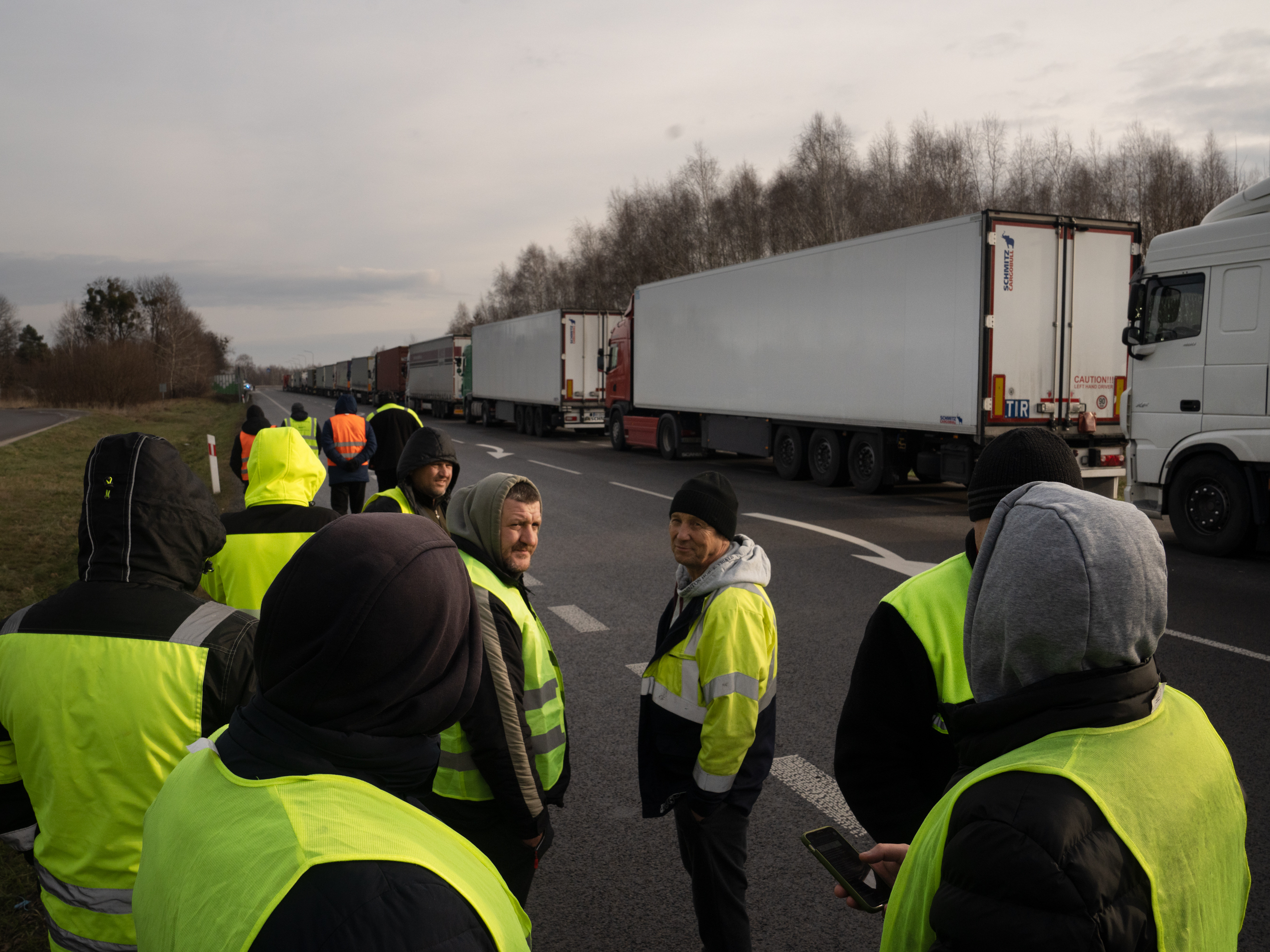 20-mile backup as Polish truckers blockade border in standoff with Ukrainian drivers