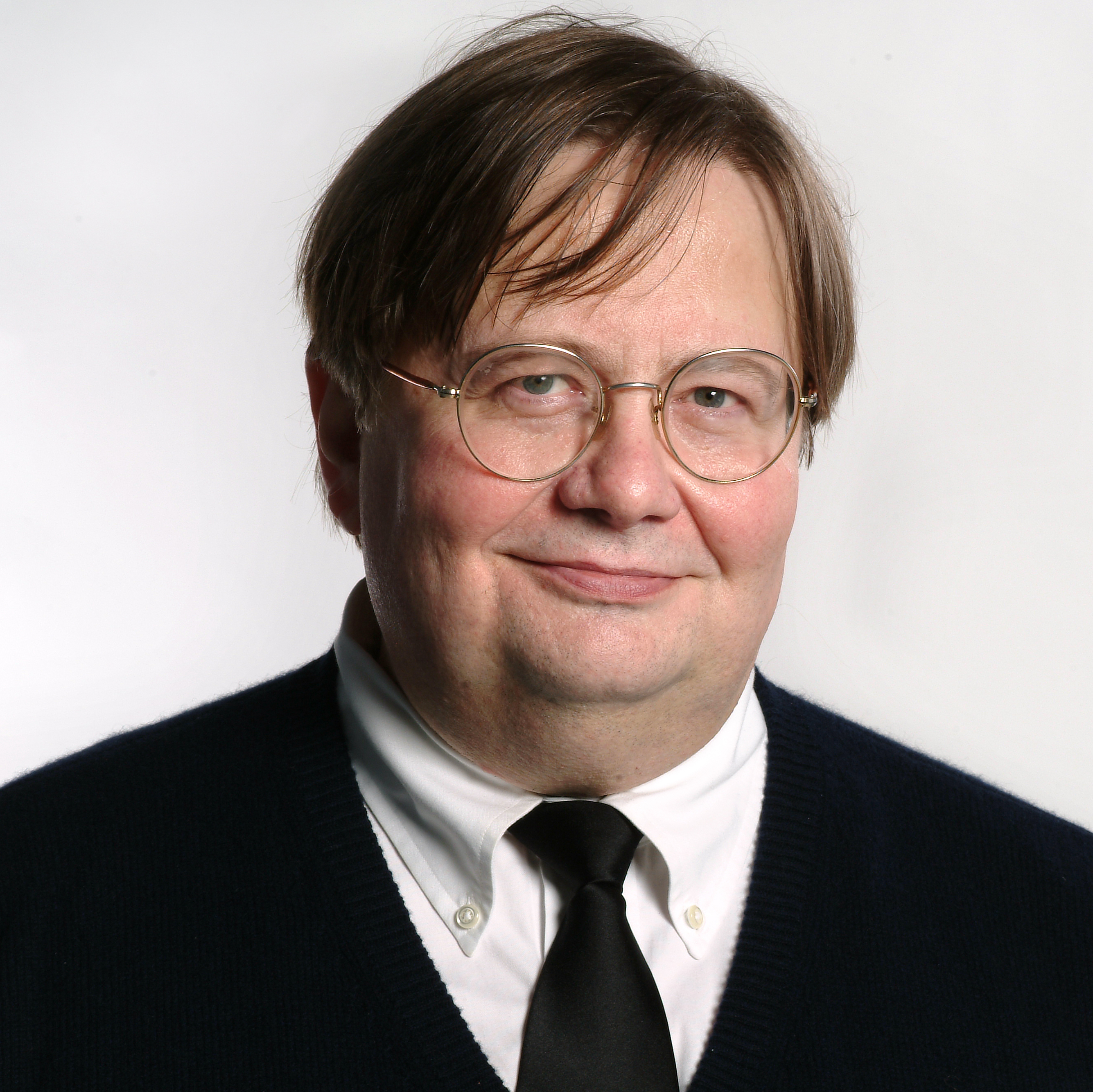 Tom Shales, longtime TV critic, dies at 79 - Vimarsana News