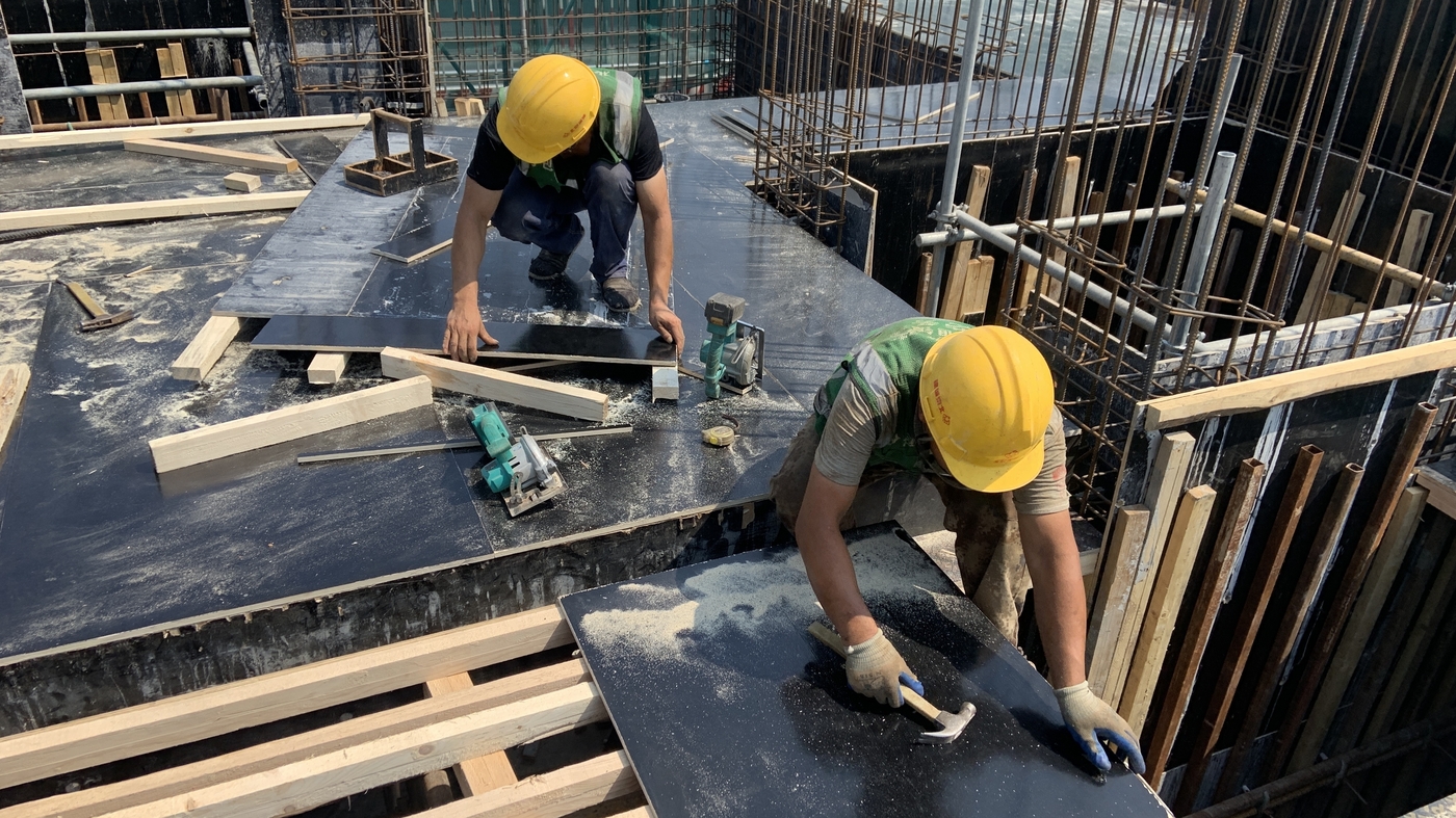 Men who flocked to build China's cities are aging, but have little to retire on : NPR - Vimarsana News