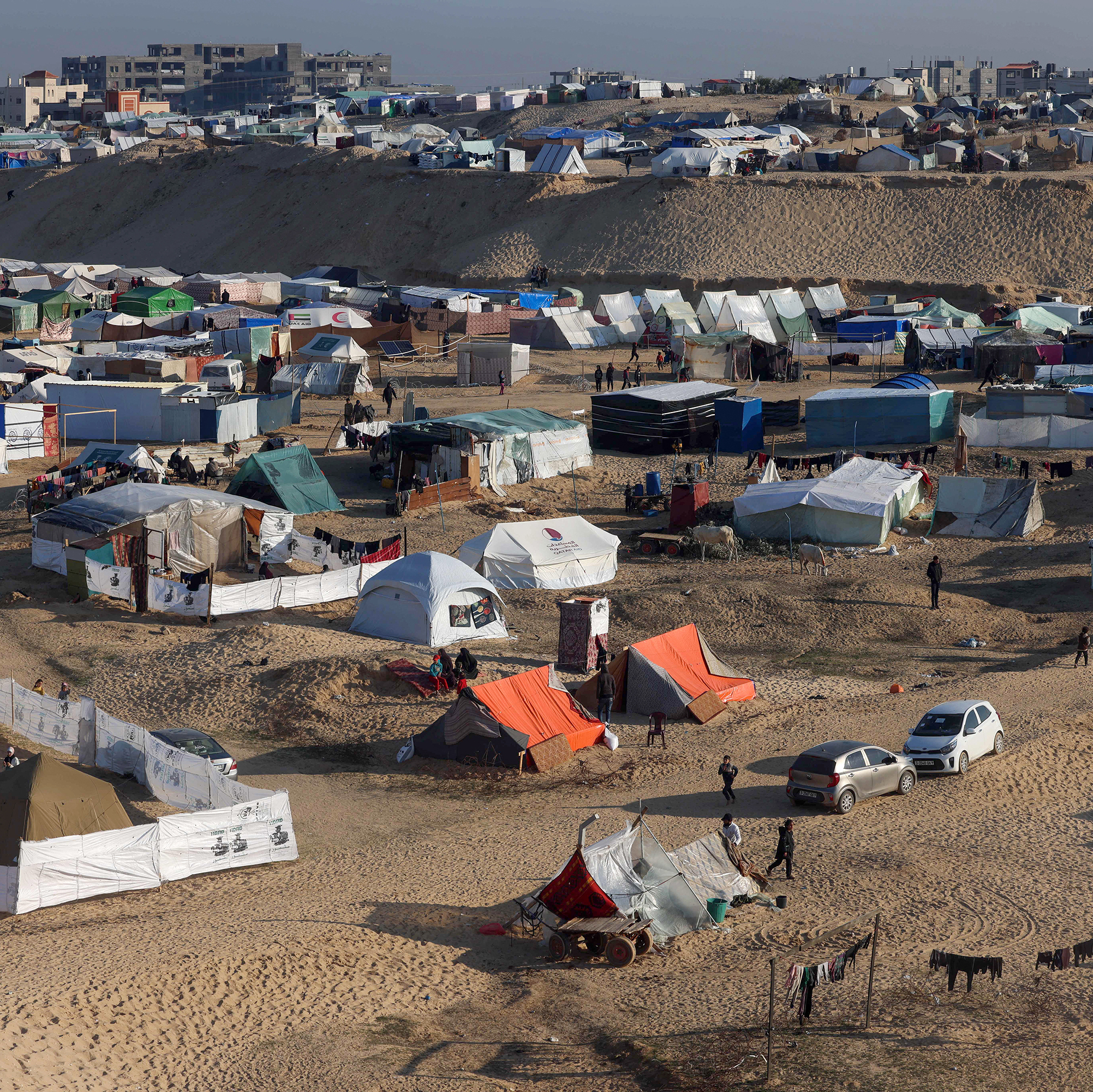 War in Gaza drove them from their homes. Now, many Palestinians can't even find tents - Vimarsana News