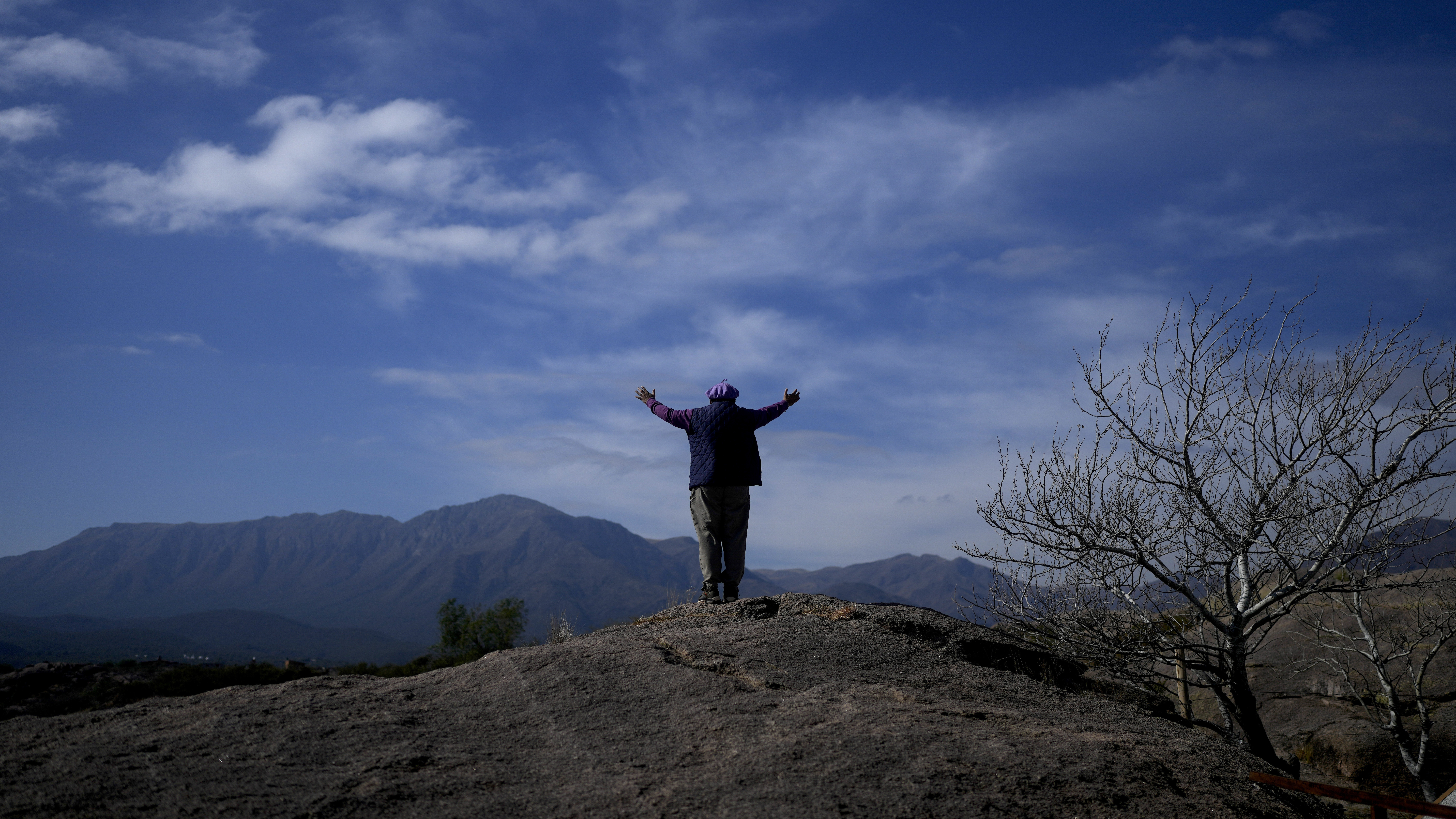 протестанты ирландии. католики и протестанты картины. католики и протестанты северной ирландии. конфликты протестантов и католиков. религии восточной европы.