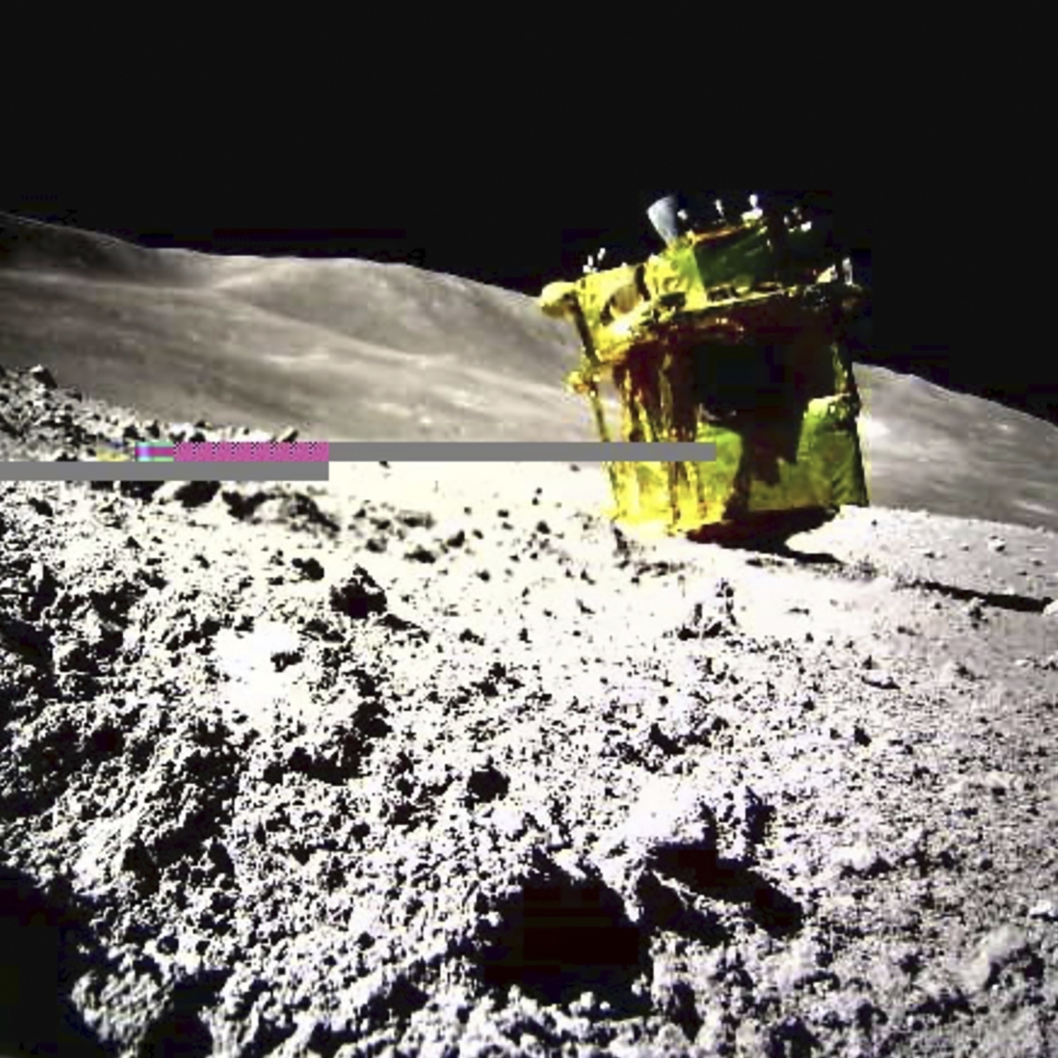 The Japanese moon lander gets back to work after the sun reaches its solar panels - Vimarsana News