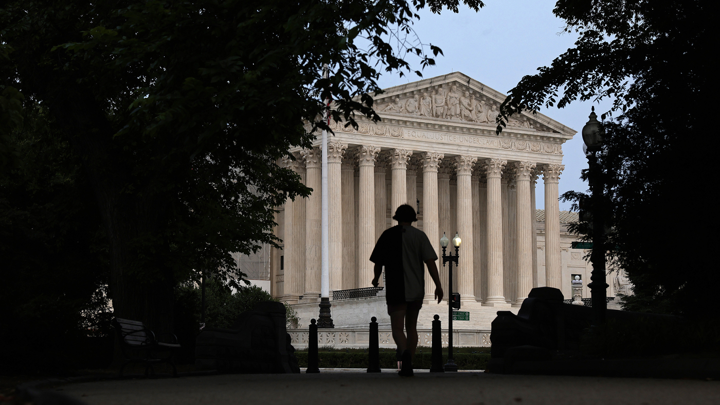 How the Starbucks case at the Supreme Court could affect unions everywhere : NPR - Vimarsana News