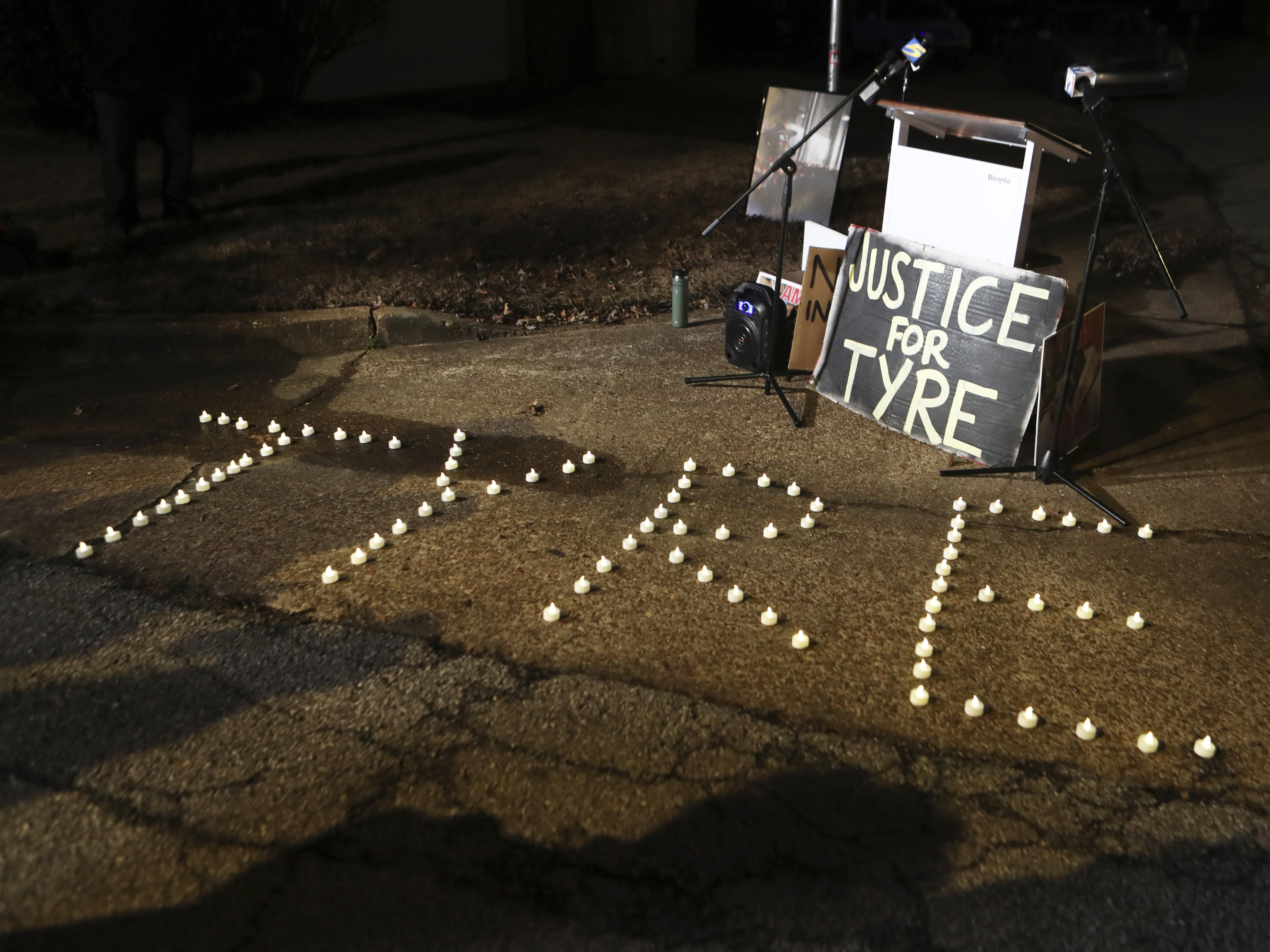 Newly released recordings reveal what officers said after Tyre Nichols' fatal beating - Vimarsana News