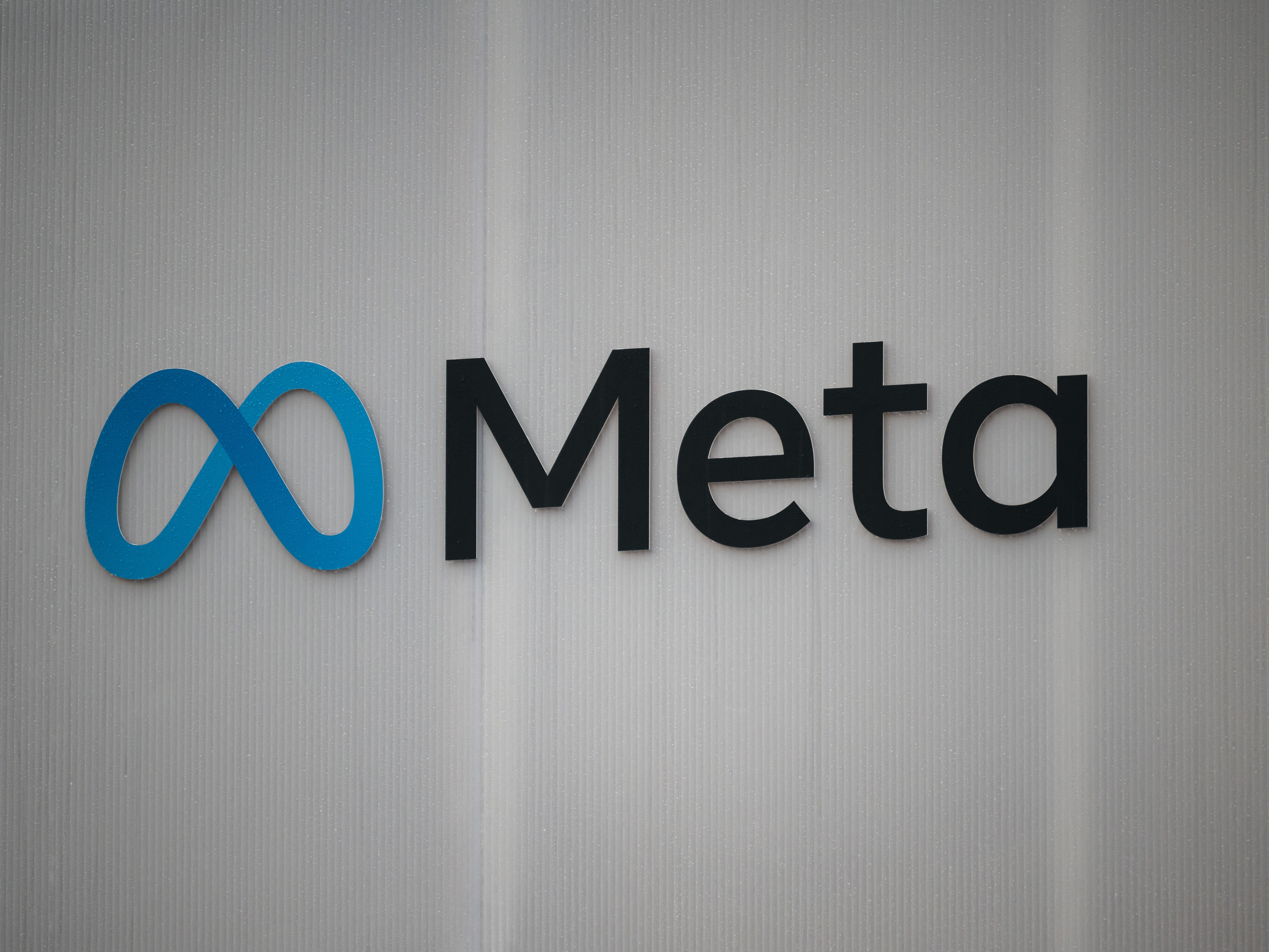 Meta will start labeling AI-generated images on Instagram and Facebook