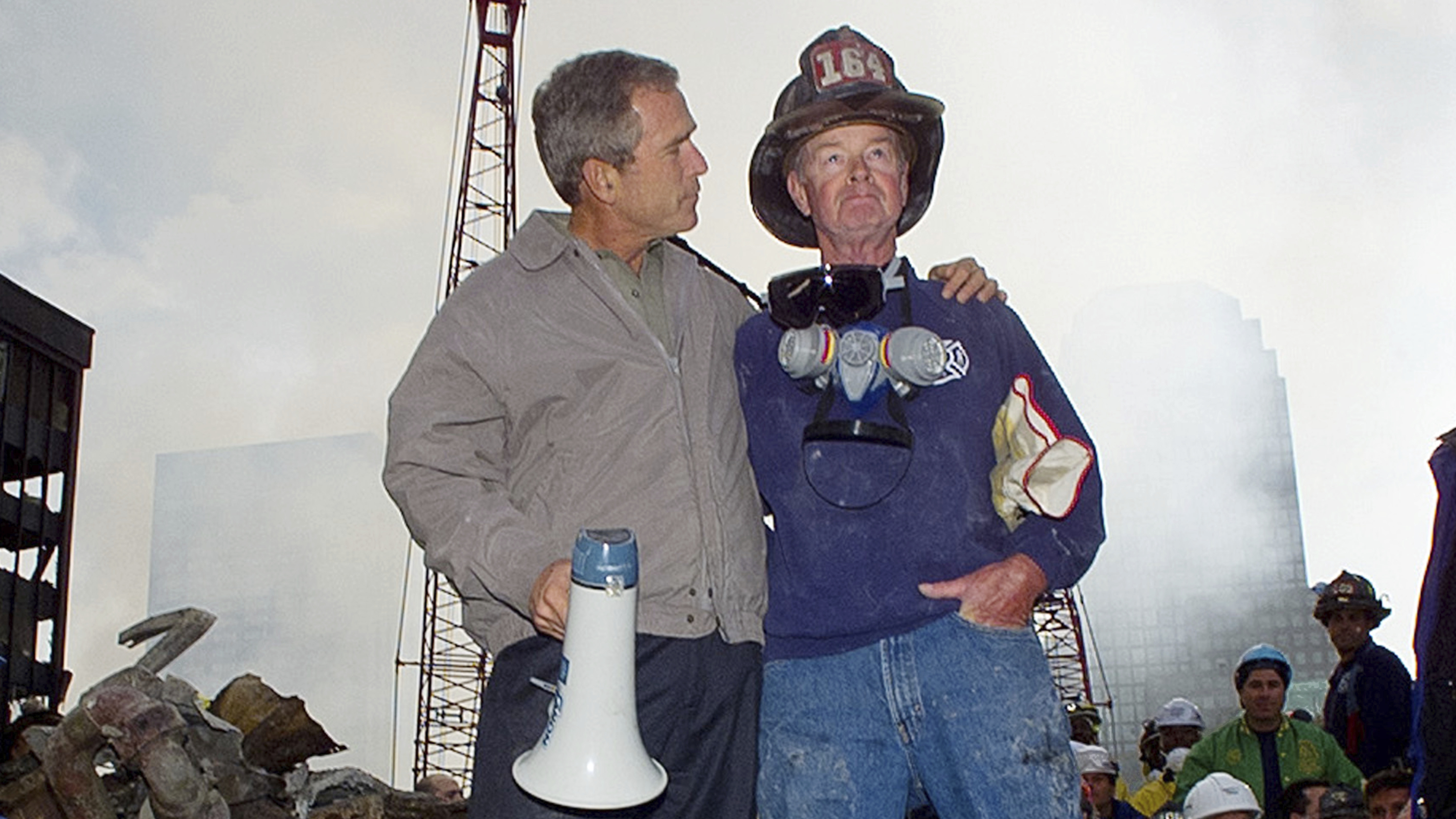 Bob Beckwith, the firefighter in the famous image with Bush after 9/11, dies at 91