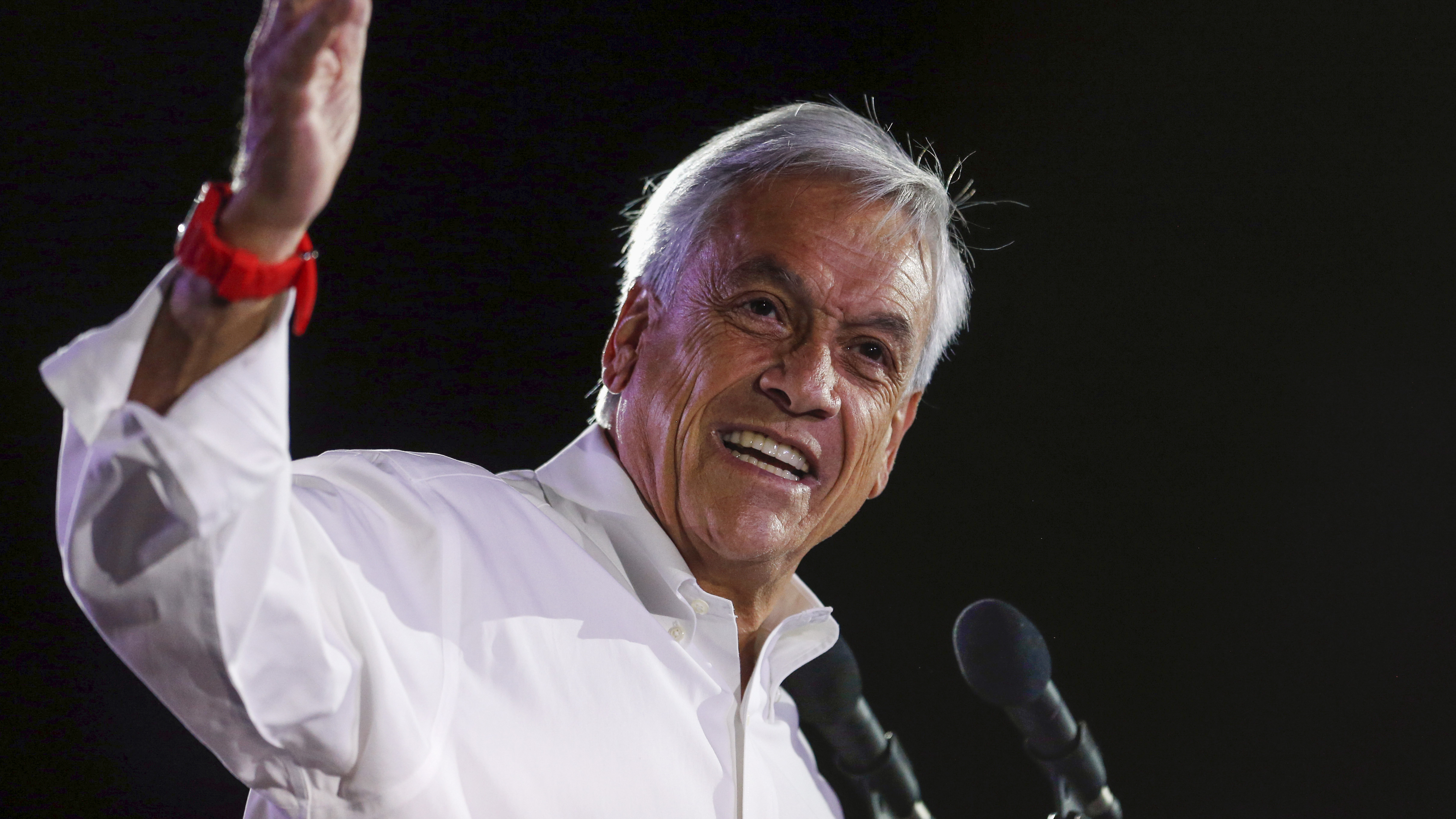 Former Chilean President Sebasti&aacute;n Pi&ntilde;era dies in a helicopter crash at 74 