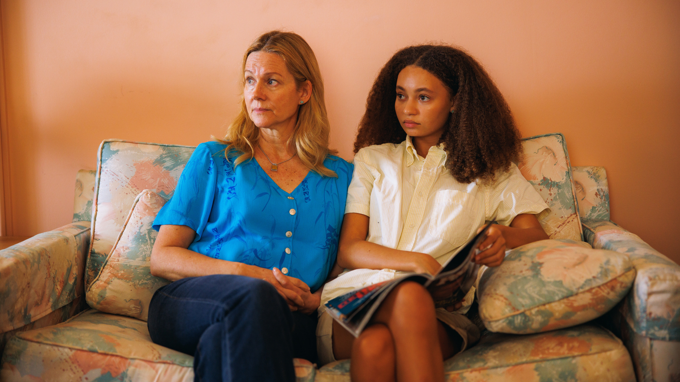 'Suncoast,' starring Laura Linney and Woody Harrelson, demystifies hospice care : NPR - Vimarsana News