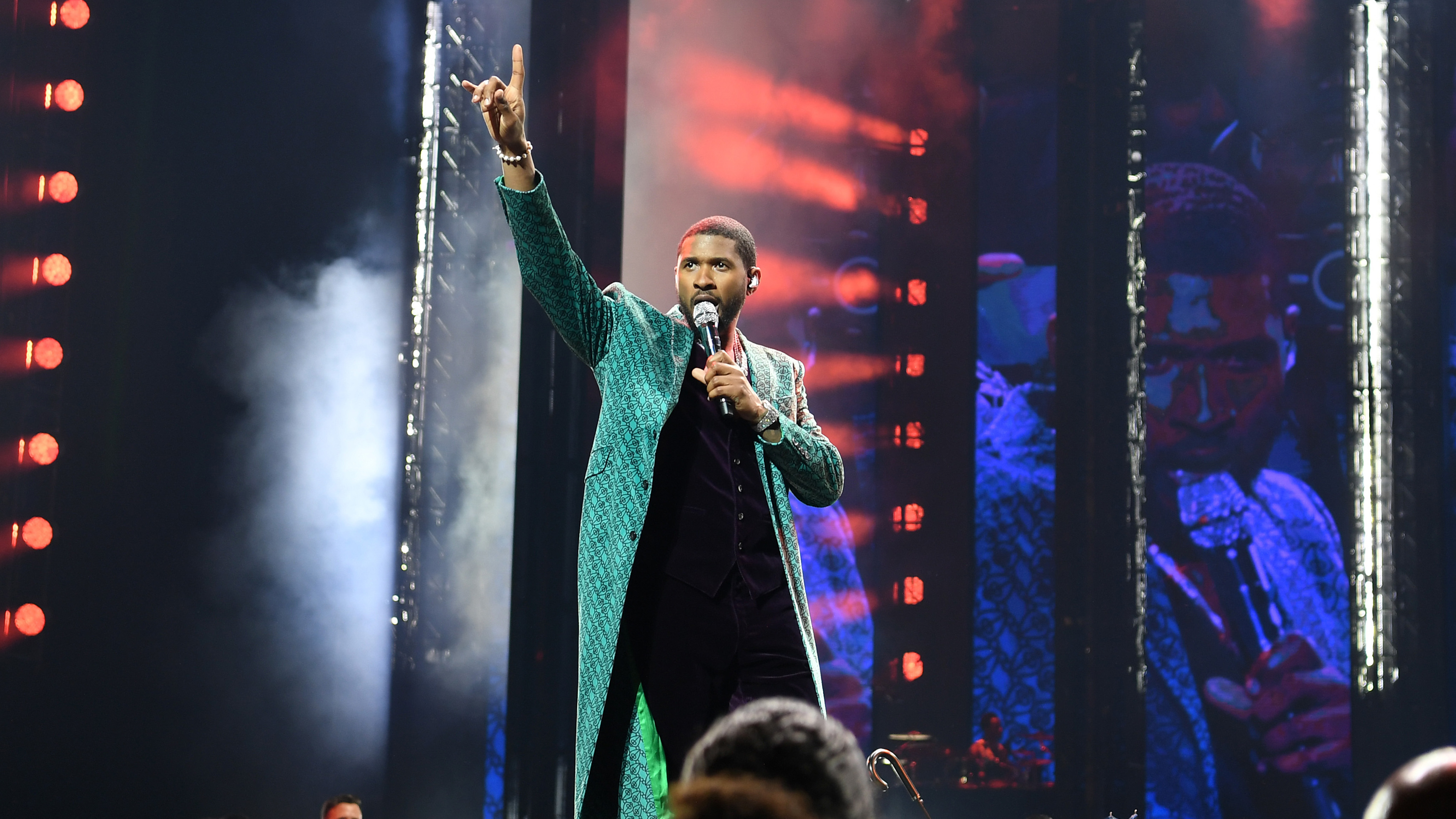 The Super Bowl halftime show gives us a front-row view of the Las Vegas renaissance 3 When Usher performs on Sunday evening in Las Vegas' Allegiant Stadium during the city's very first Super Bowl, he'll also be graduating from two years as one of its busiest and most successful working residents.