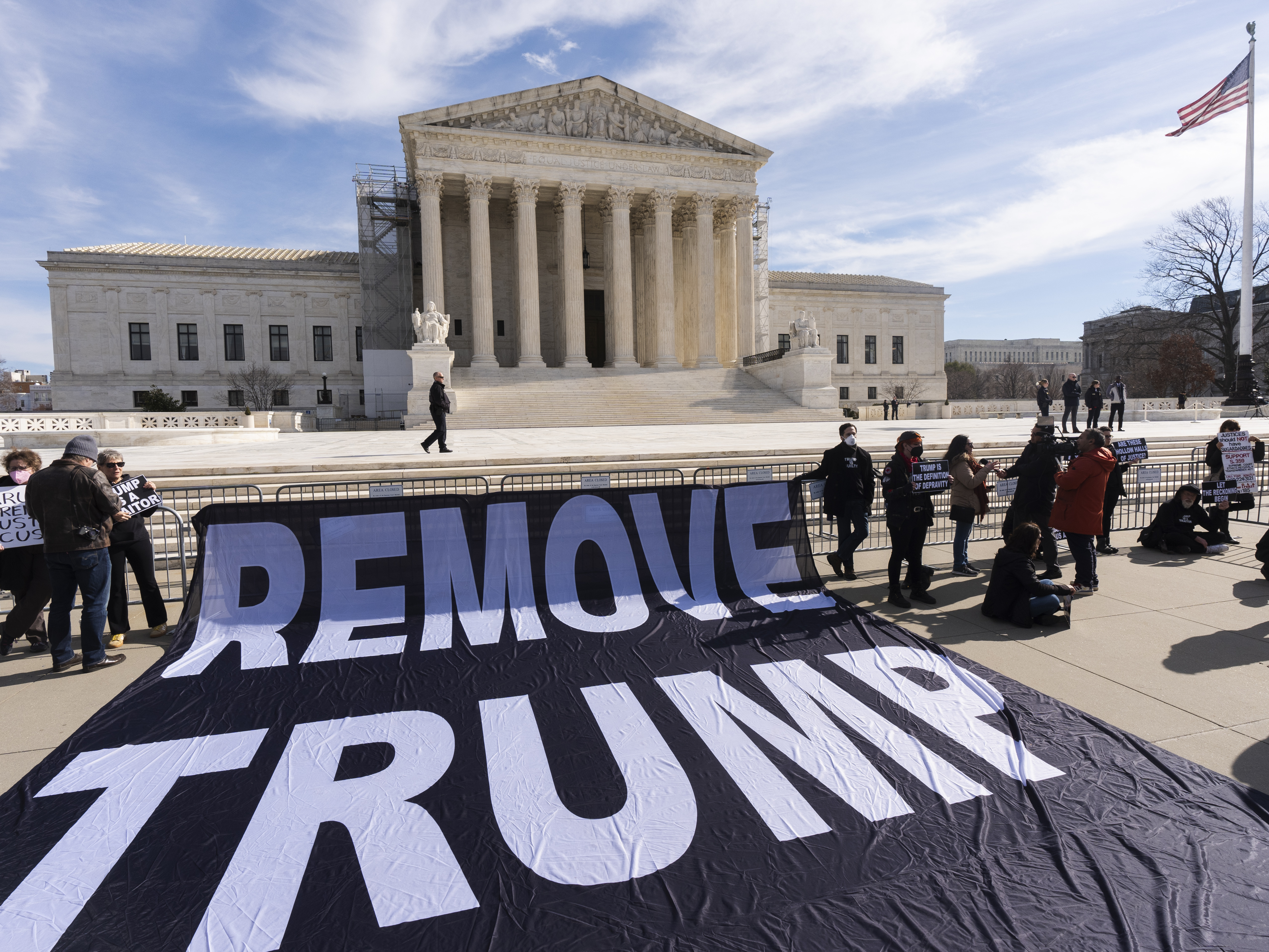 Supreme Court justices appear skeptical of effort to remove Trump from a state ballot - Vimarsana News