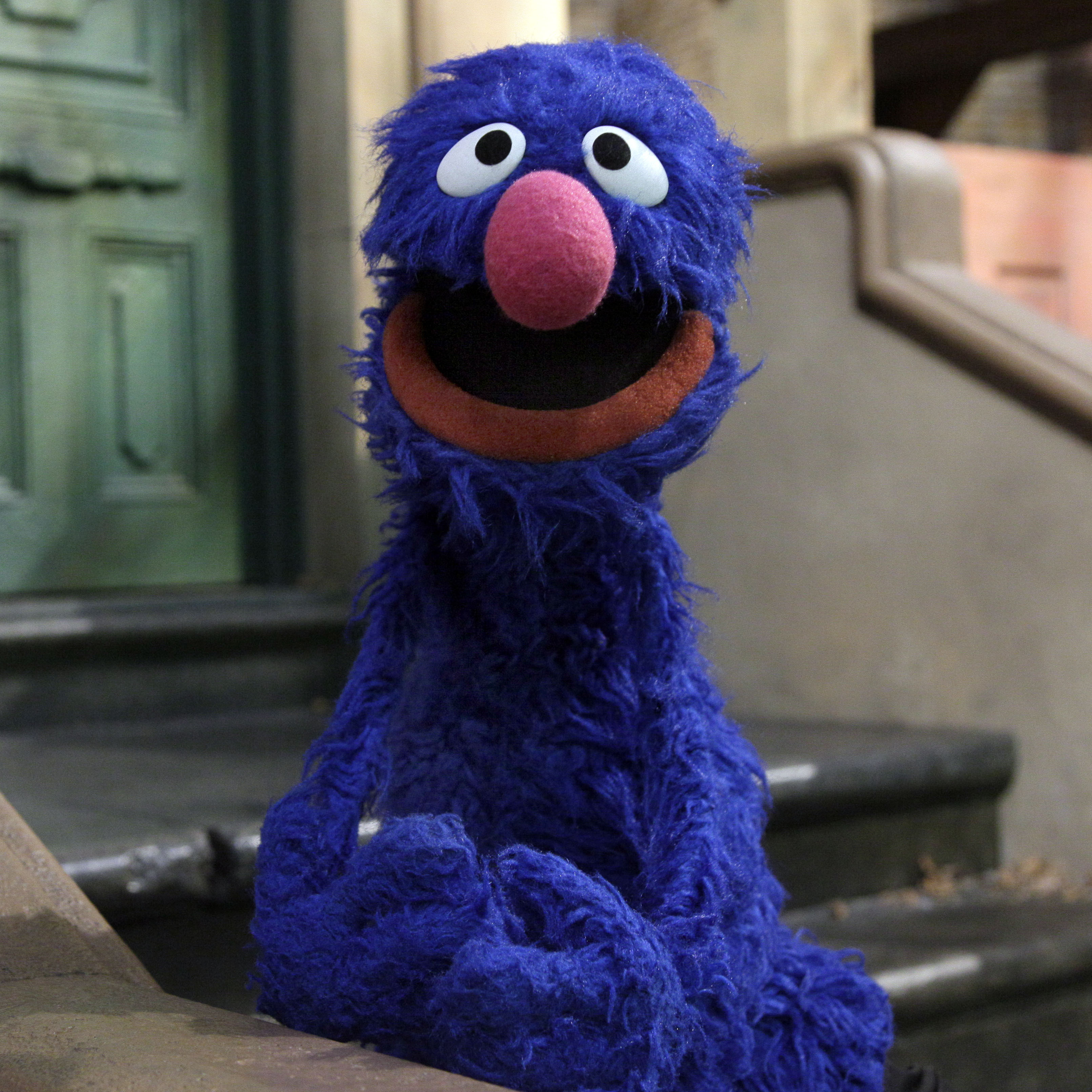 Grover the Muppet becomes a journalist, shining a light on the plight of the industry - Vimarsana News