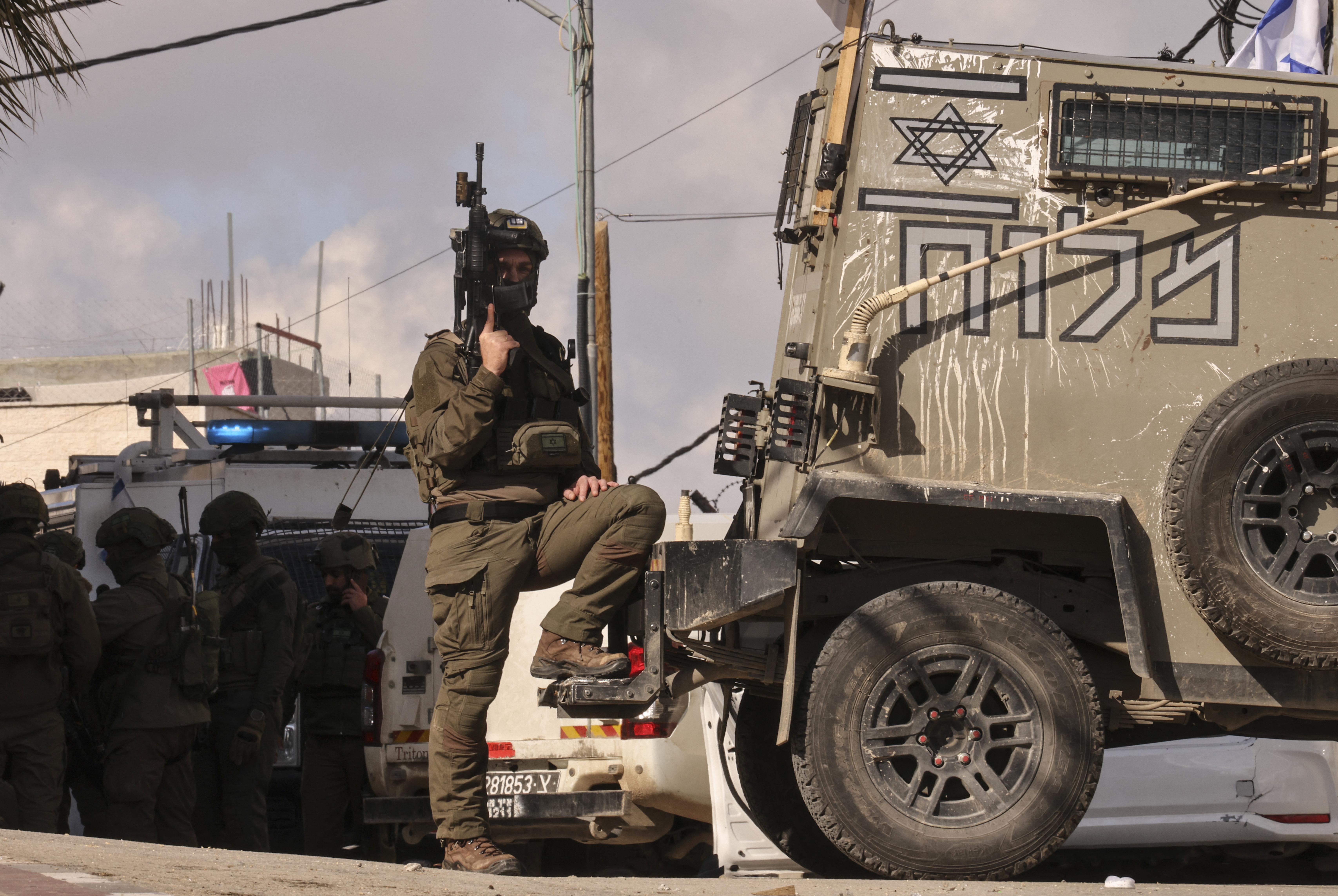 Israeli settlers are guarding the West Bank. Palestinians say it's worsening violence - Vimarsana News