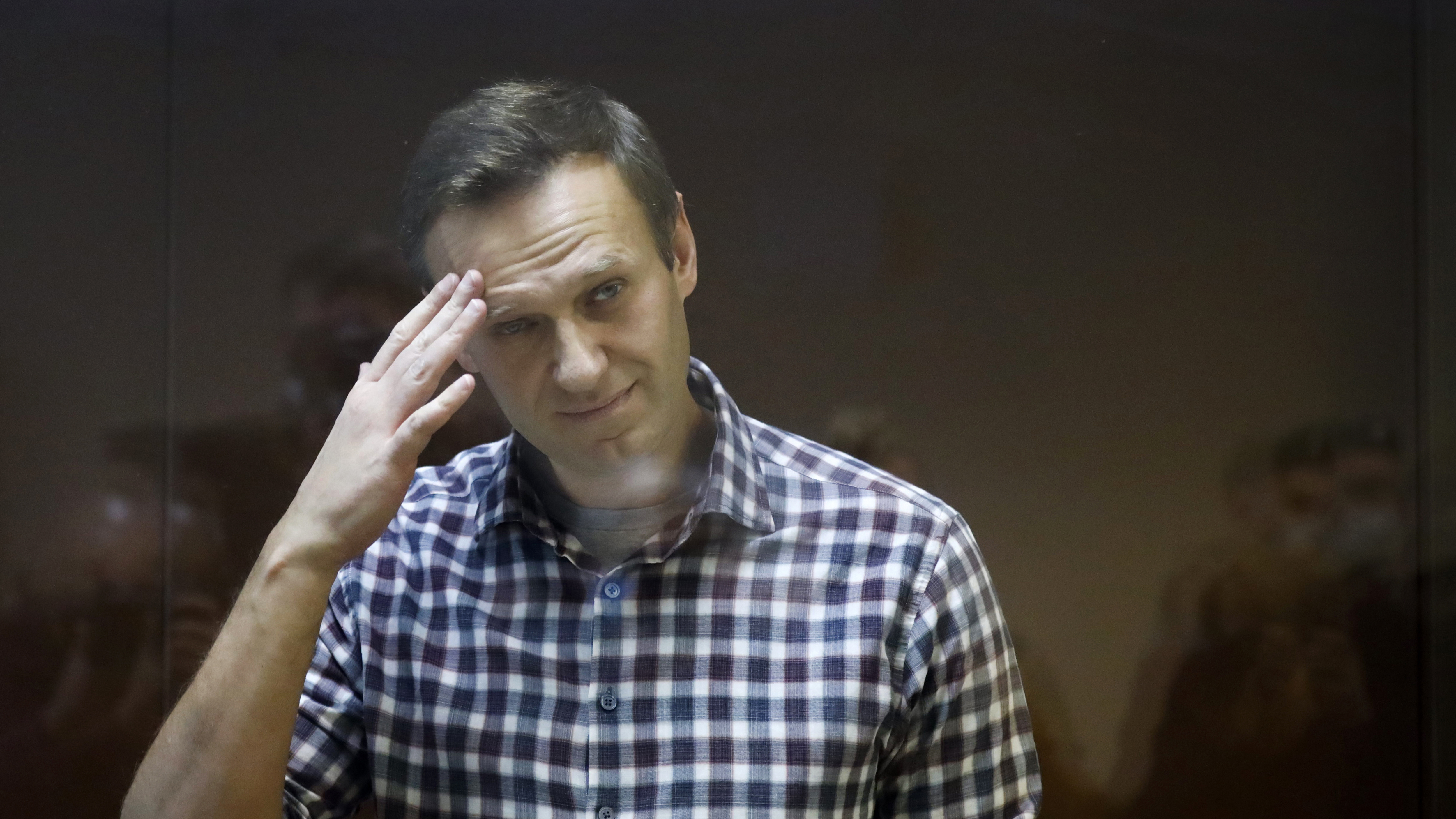 Alexei Navalny has died in prison; Israeli troops raid Gaza's Nasser Hospital - Vimarsana News
