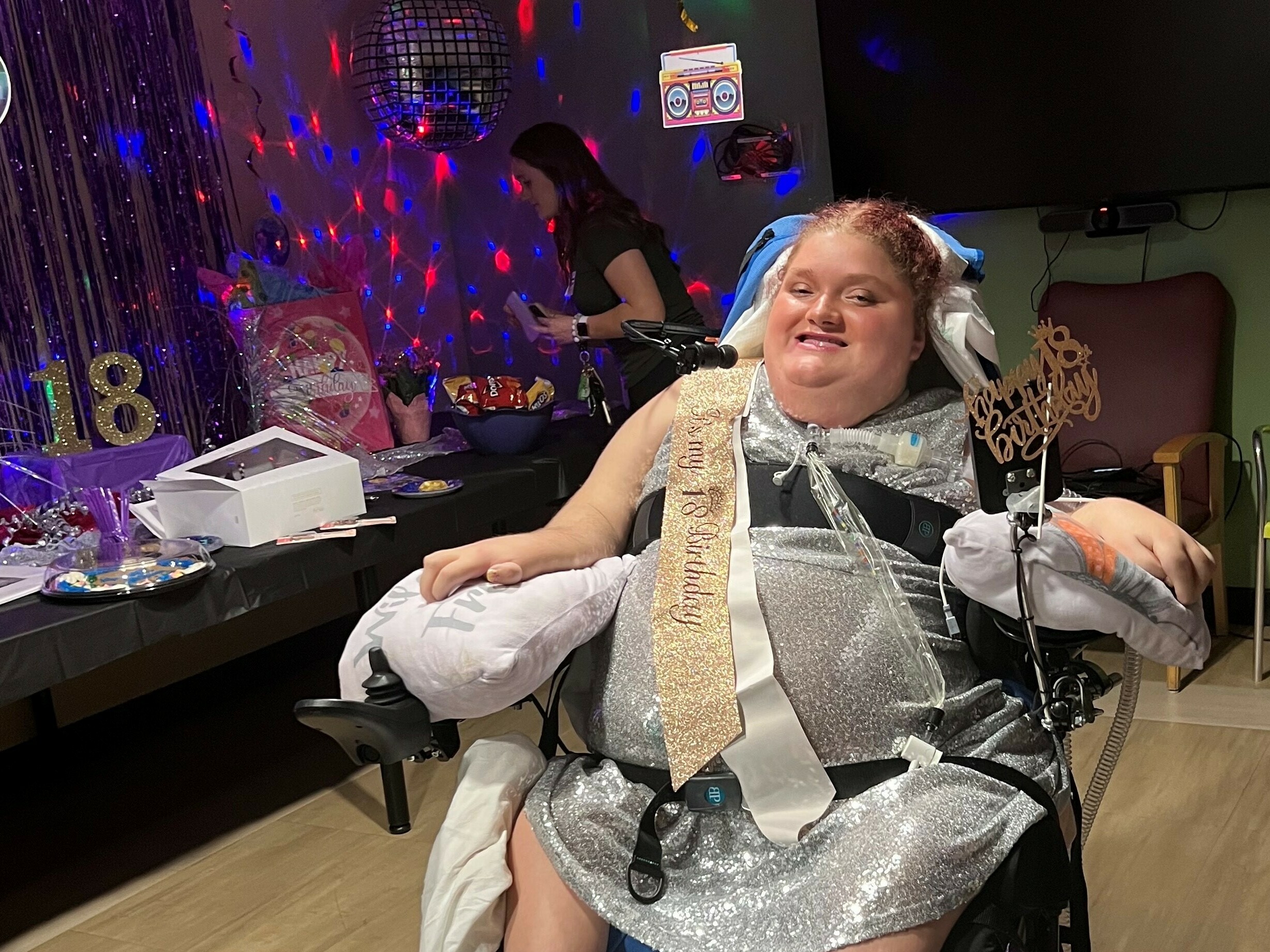 A hospital is suing to move a quadriplegic 18-year-old to a nursing home. She says no