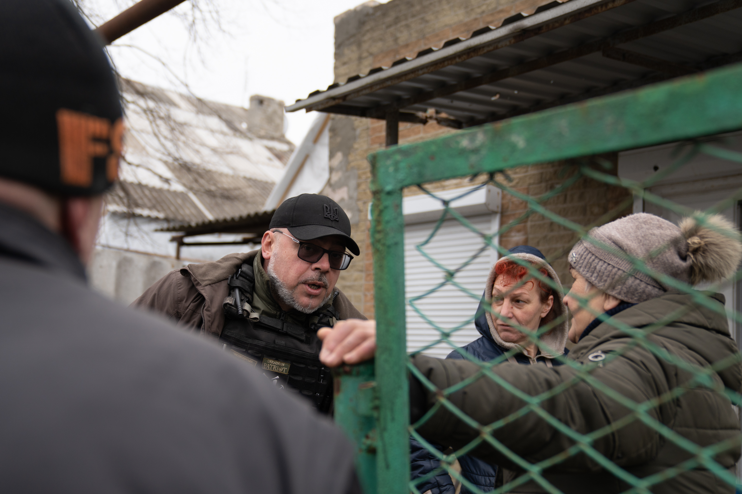 A mayor in Ukraine aids his town's few remaining people, as Russia closes in 10 Chaus checks in with residents in Chasiv Yar.